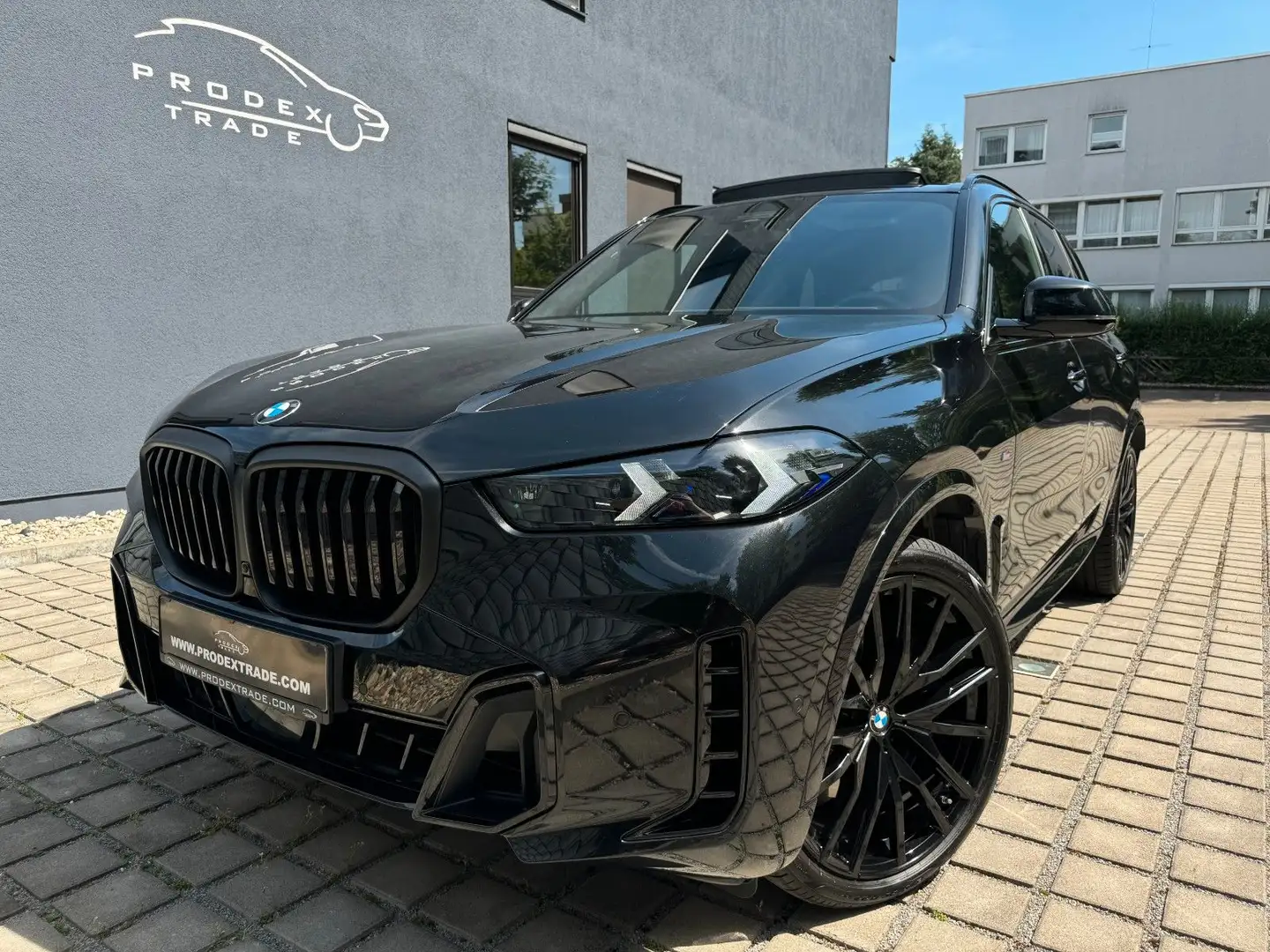 BMW X5 xDrive40d M-Sport Pro Individual Luft*Pano*22 Noir - 1