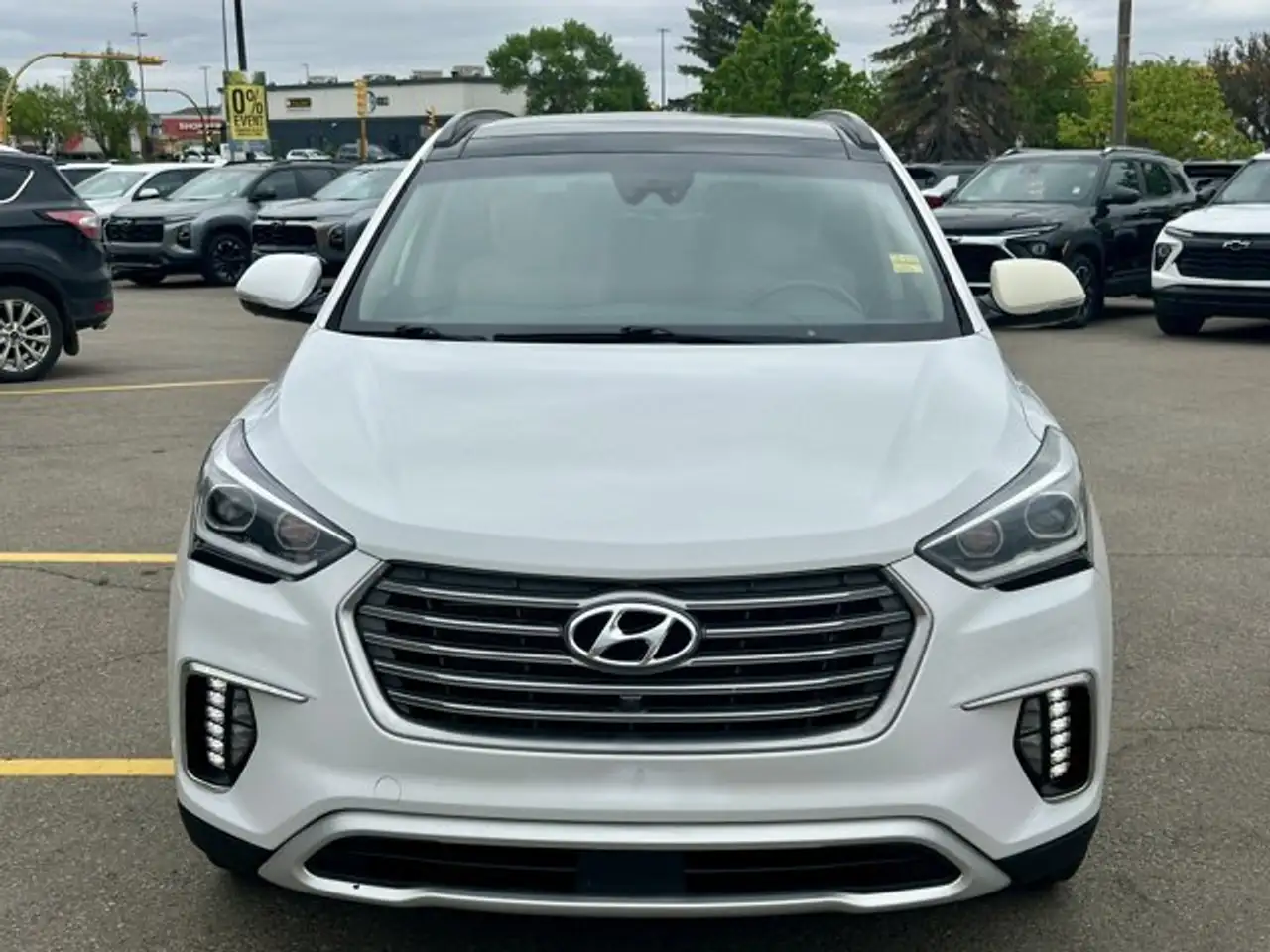 Hyundai SANTA FE photo Hyundai SANTA FE