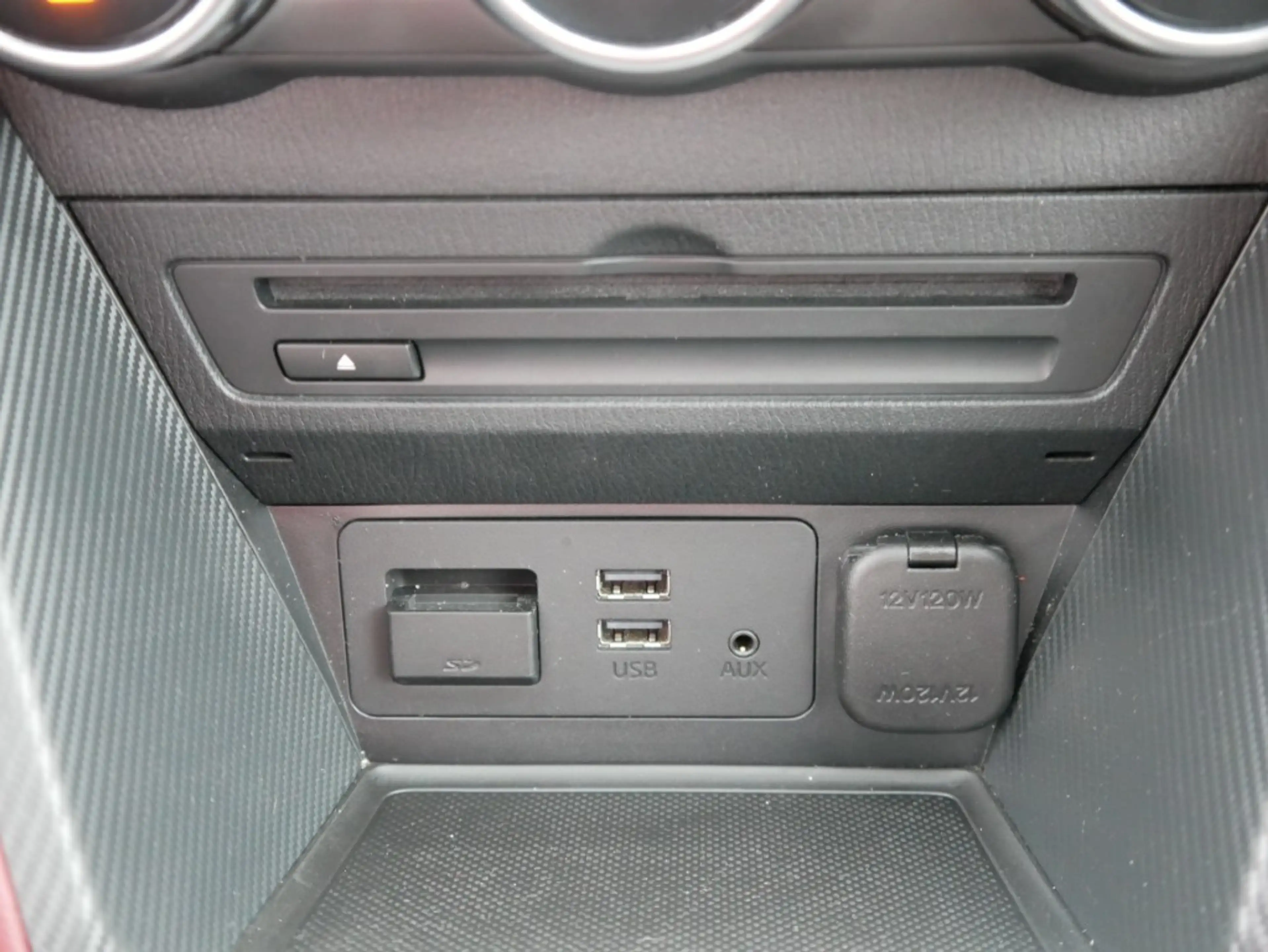 Mazda CX-3 Leder Kamera LED Head-Up DAB Tempomat PDC — photo 13