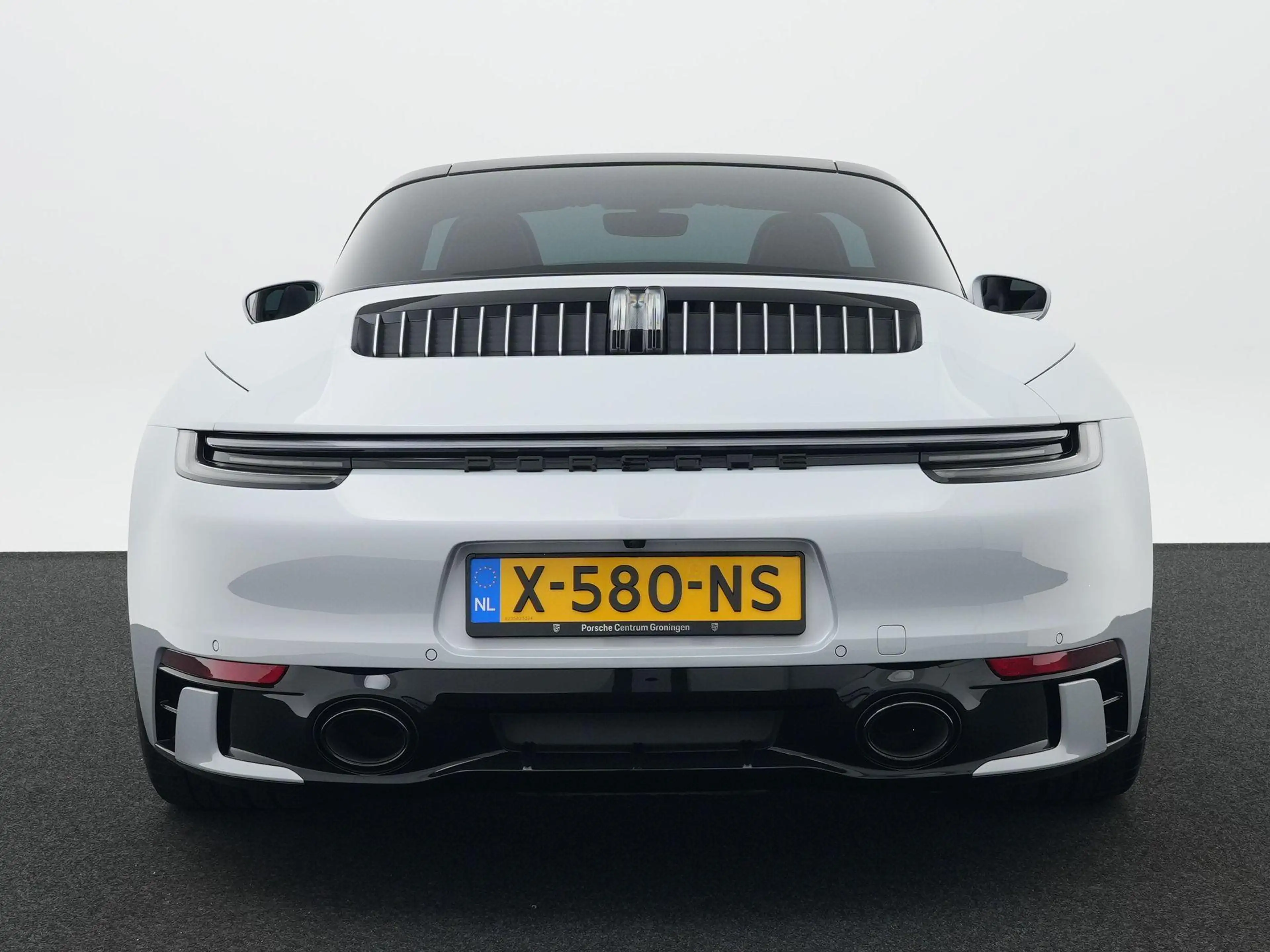 Porsche 992 Targa 4 — photo 12