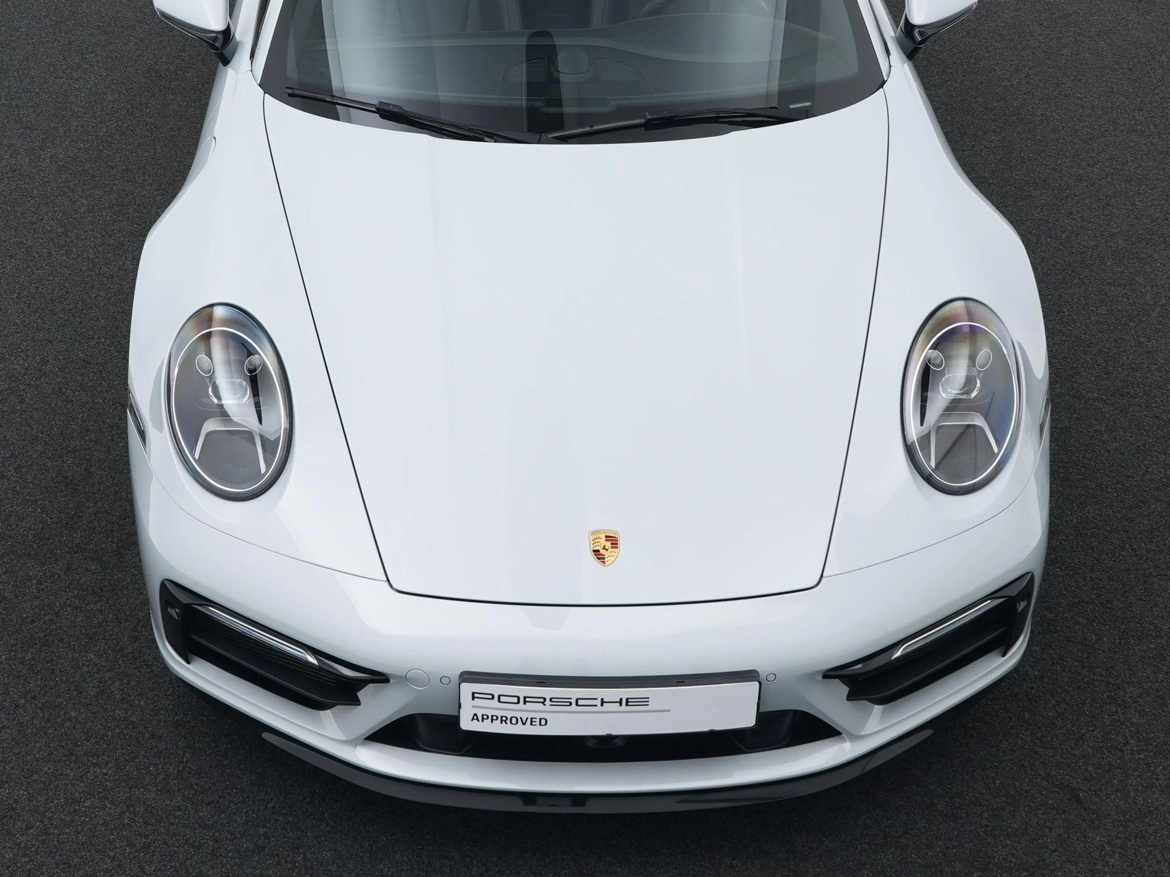 Porsche 992 Targa 4 — photo 11