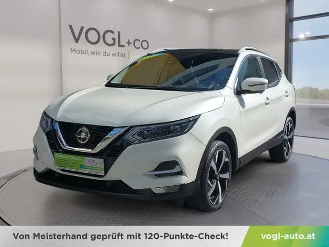 Nissan Qashqai Tekna DIG-T DCT Aut.