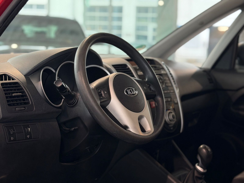 Kia Venga Attract* KLIMA* USB/AUX* AHK* BLUET.* TÜV* — photo 12