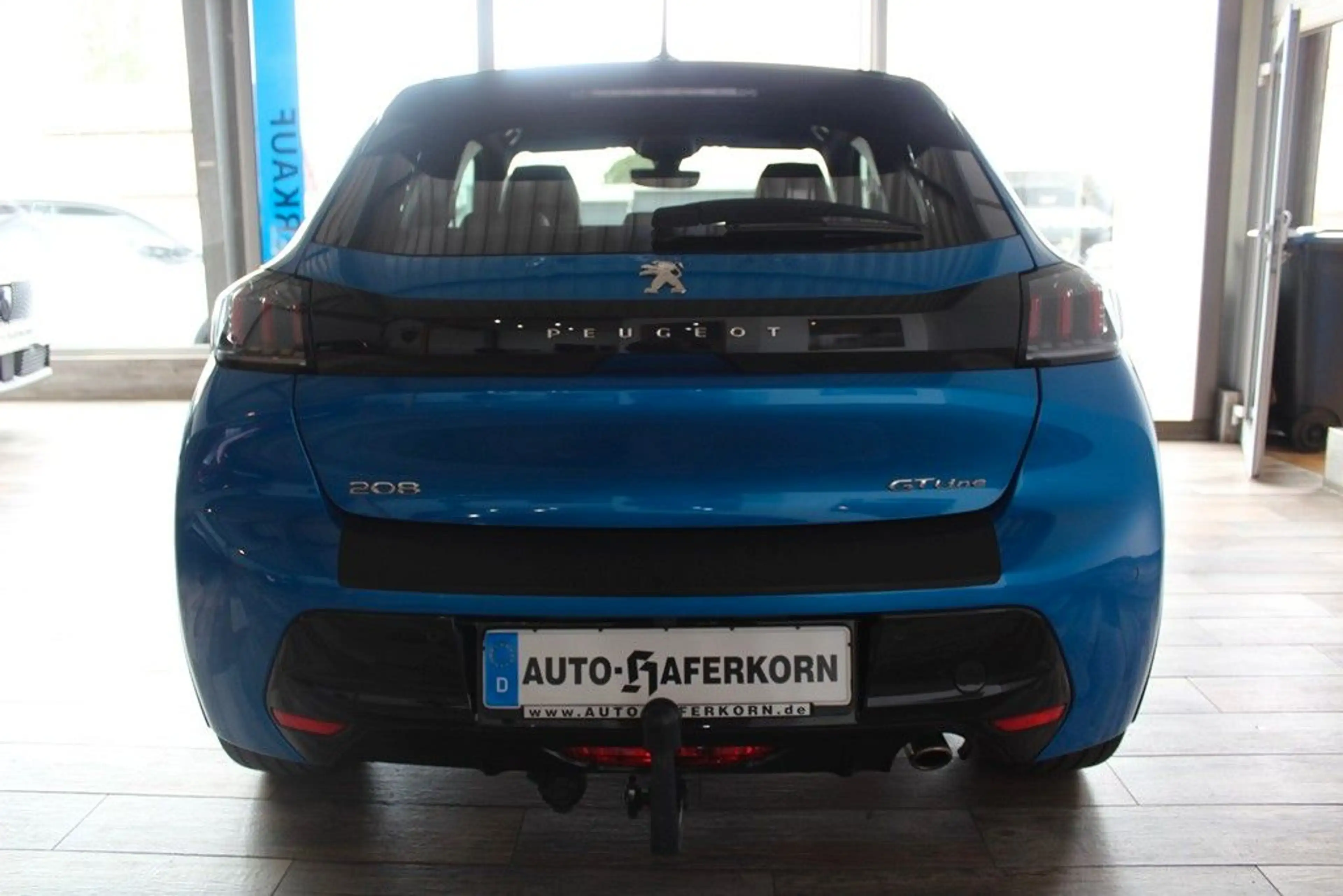 Peugeot 208 GT-LINE 1.2 PureTech 100*LED*AHZV*SZHZG — photo 8