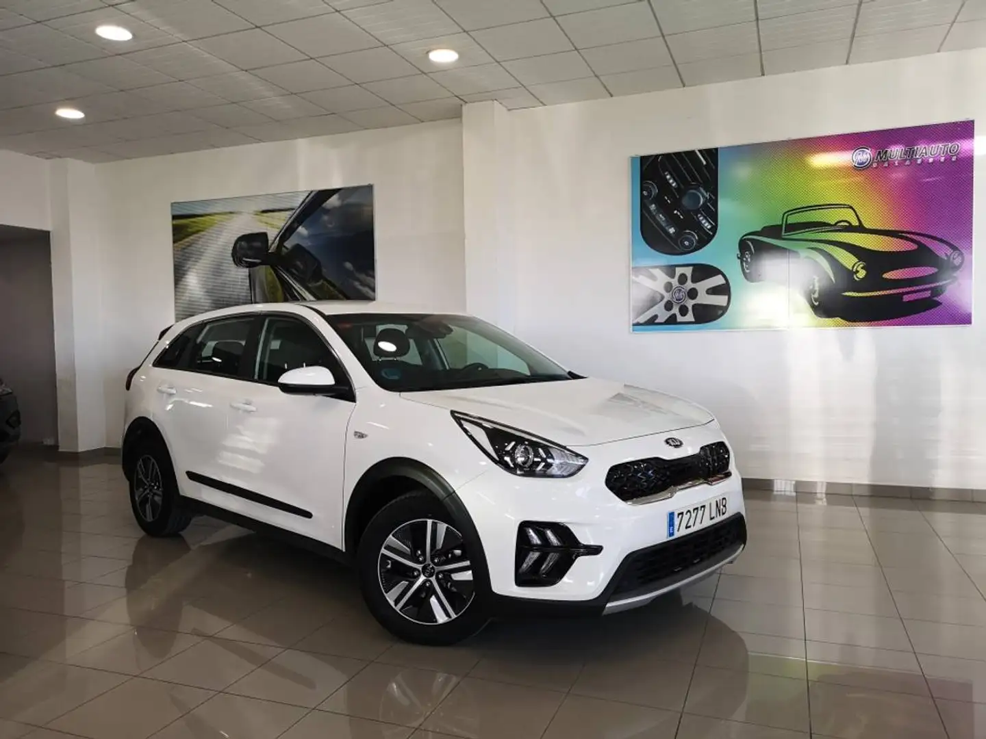 Kia Niro 1.6 HEV Concept Blanco - 1