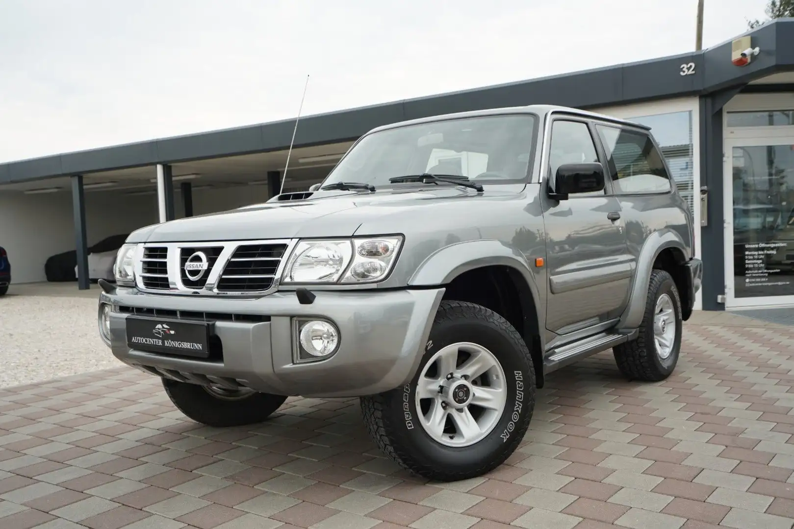 Nissan Patrol GR Comfort 3.0 DI Turbo*2.Hand*Scheckheft Gri - 1