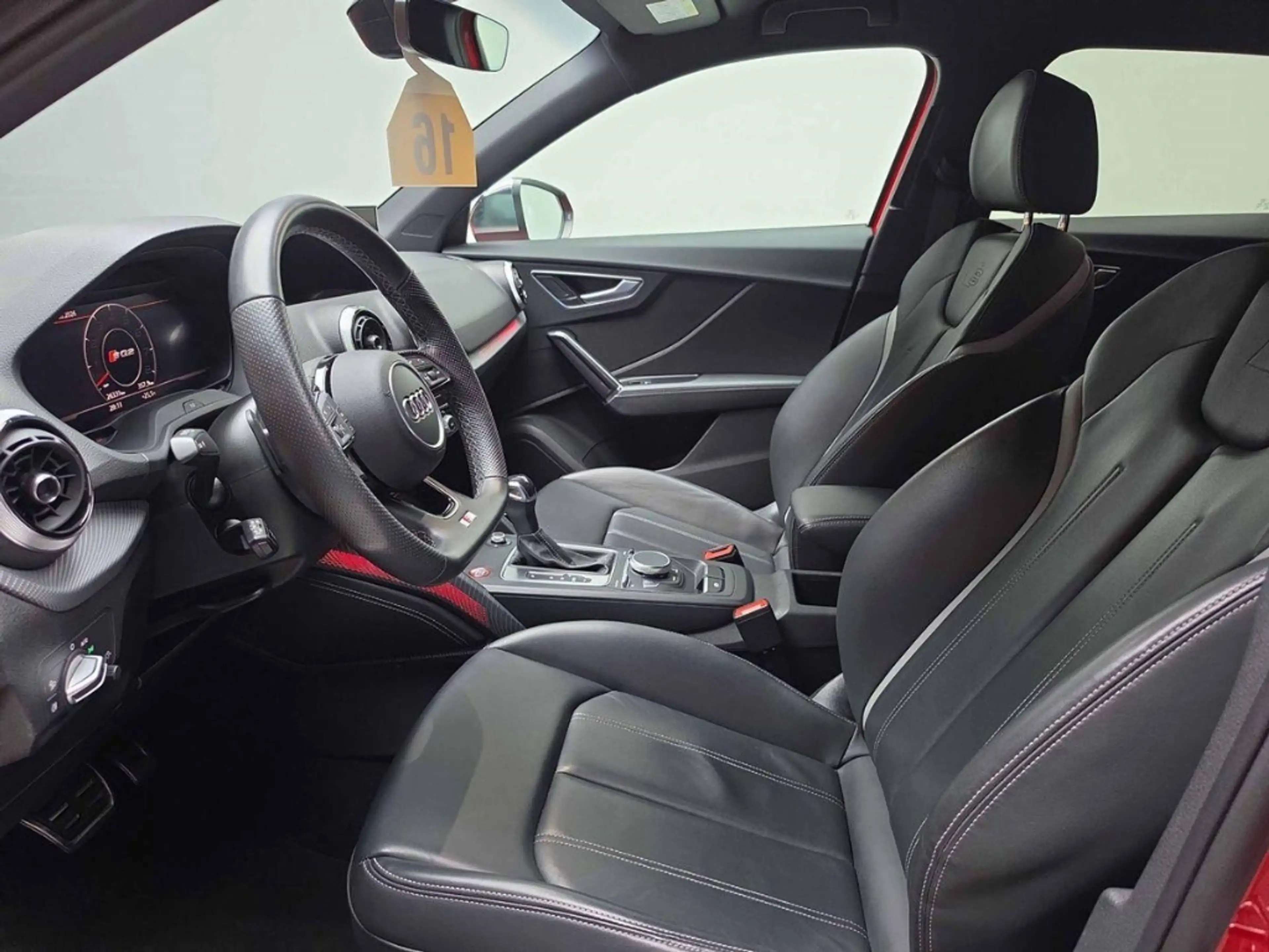 Audi SQ2 Audi quattro 2.0 TFSI Matrix Leder — photo 7