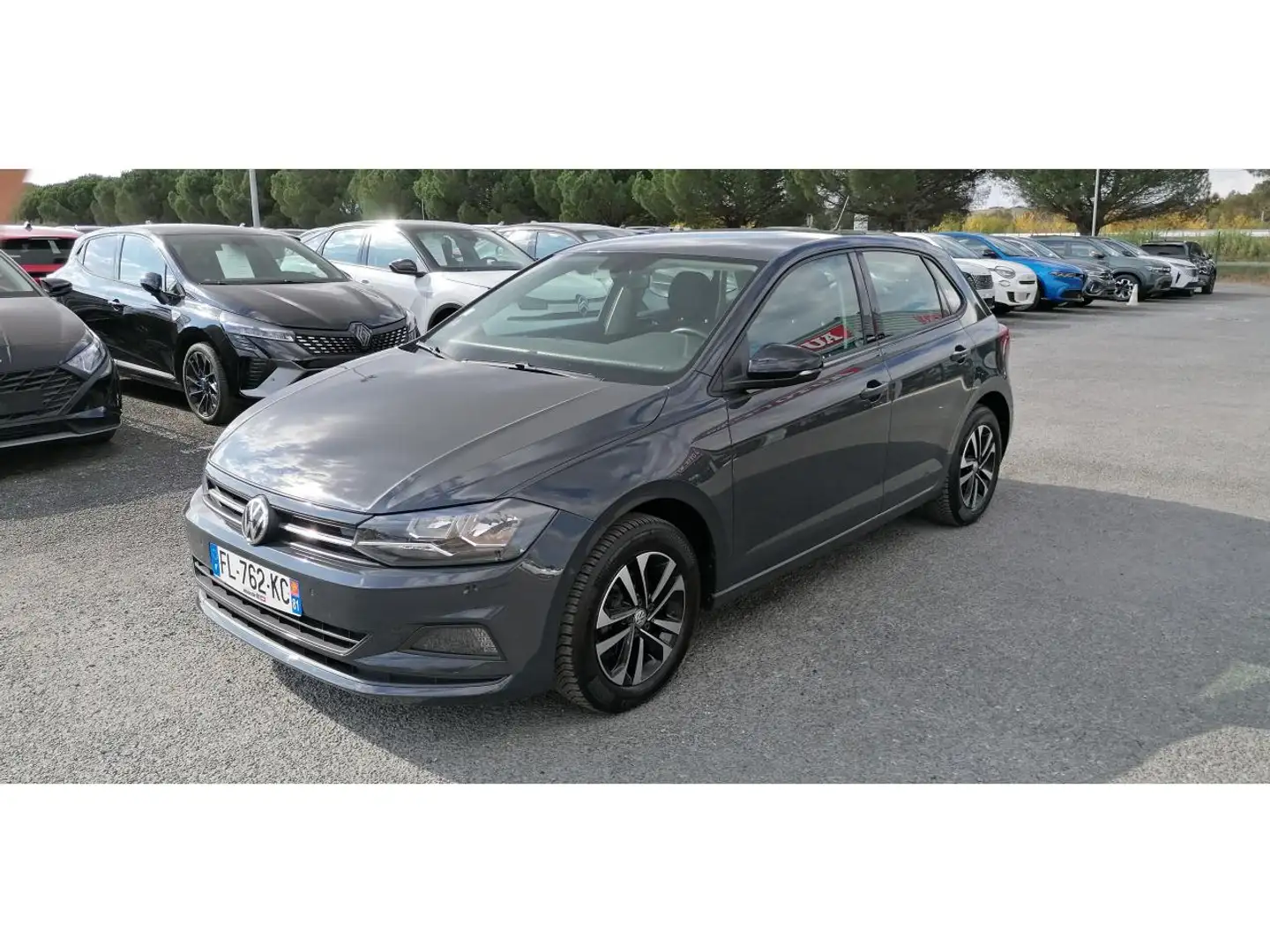 Volkswagen Polo 1.0 TSI 95 IQ.Drive Gris - 2