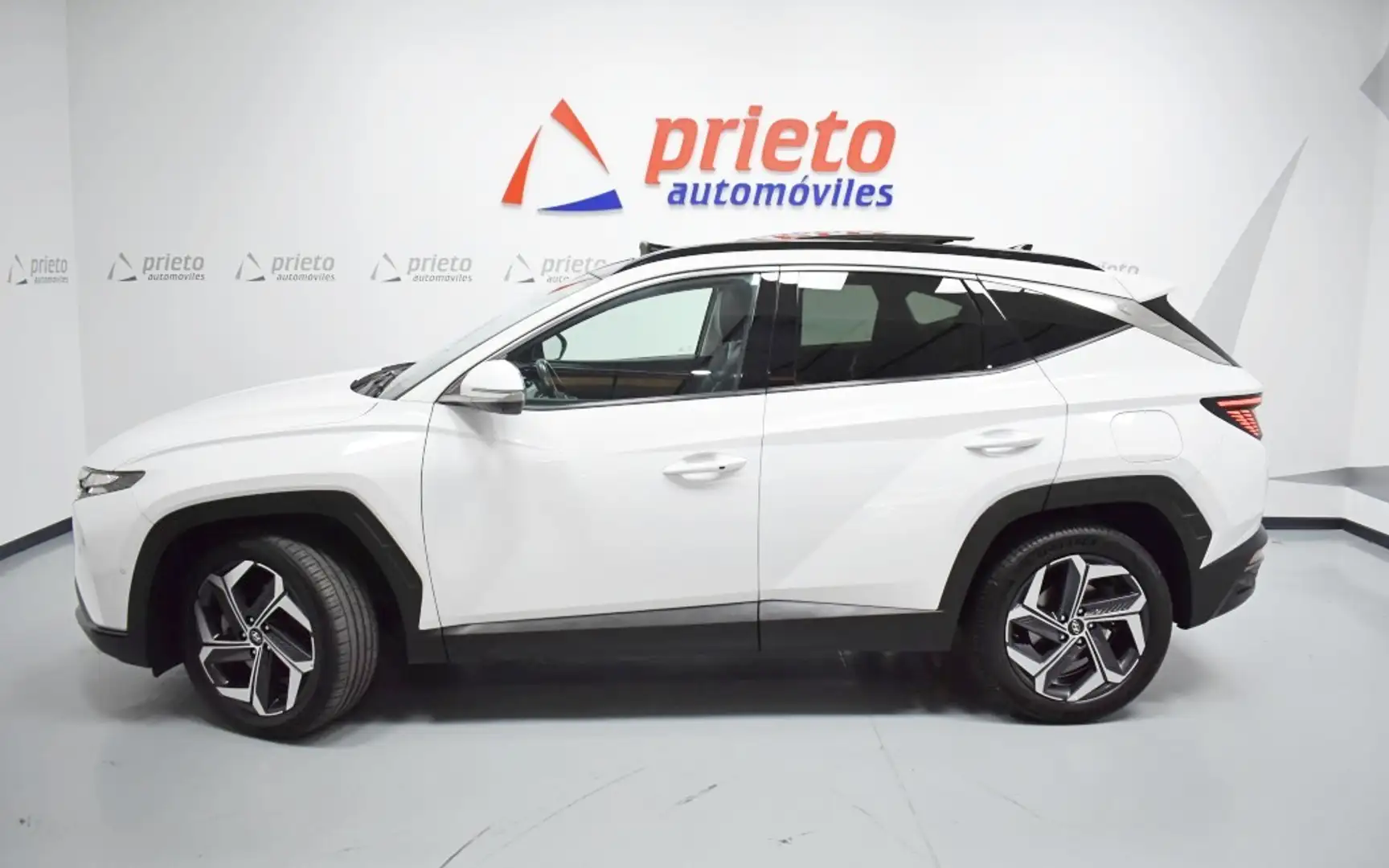 Hyundai TUCSON 1.6 TGDI HEV Style 4x4 AT Blanc - 2