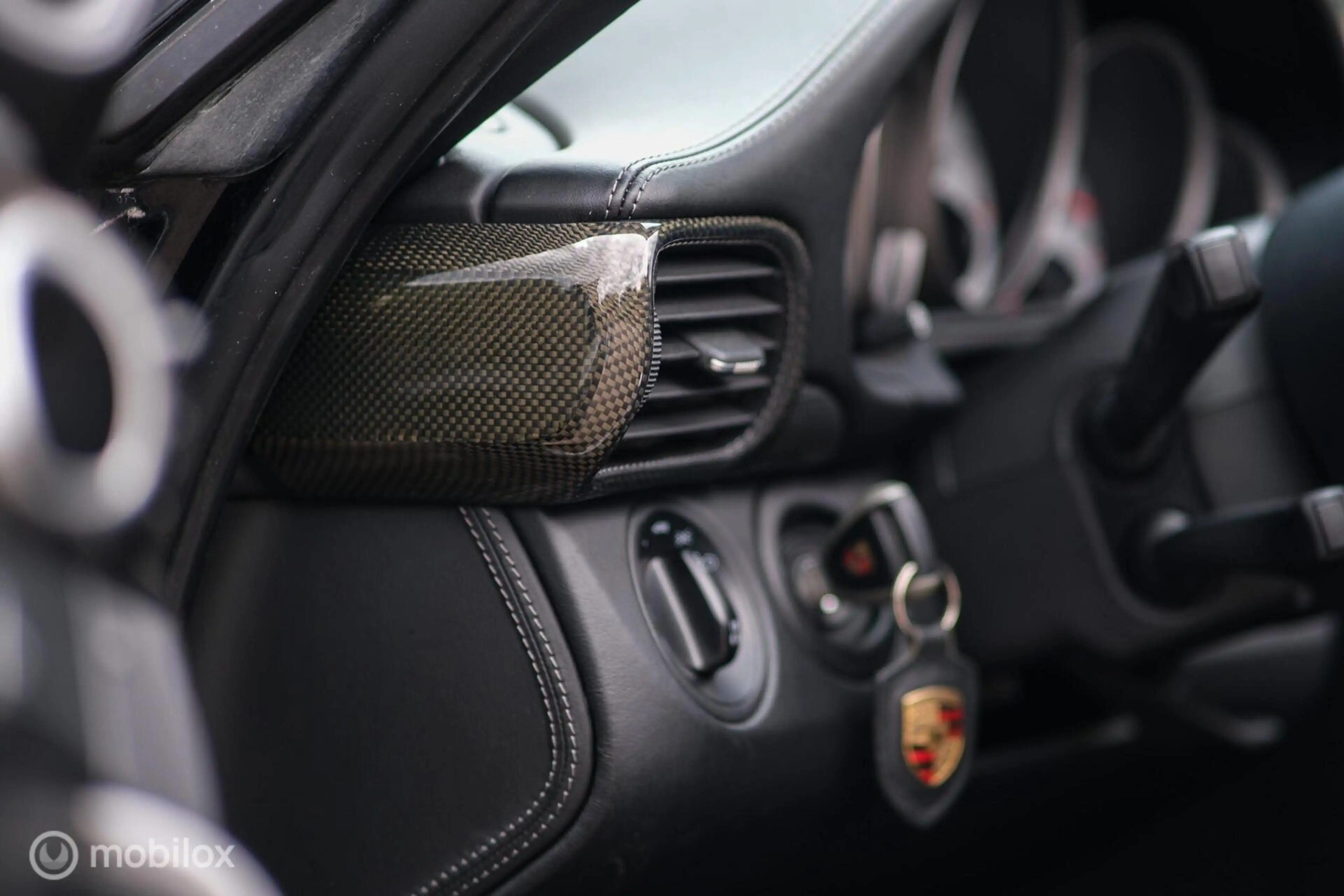 Porsche 997 Cabrio 3.8 Carrera S — photo 35