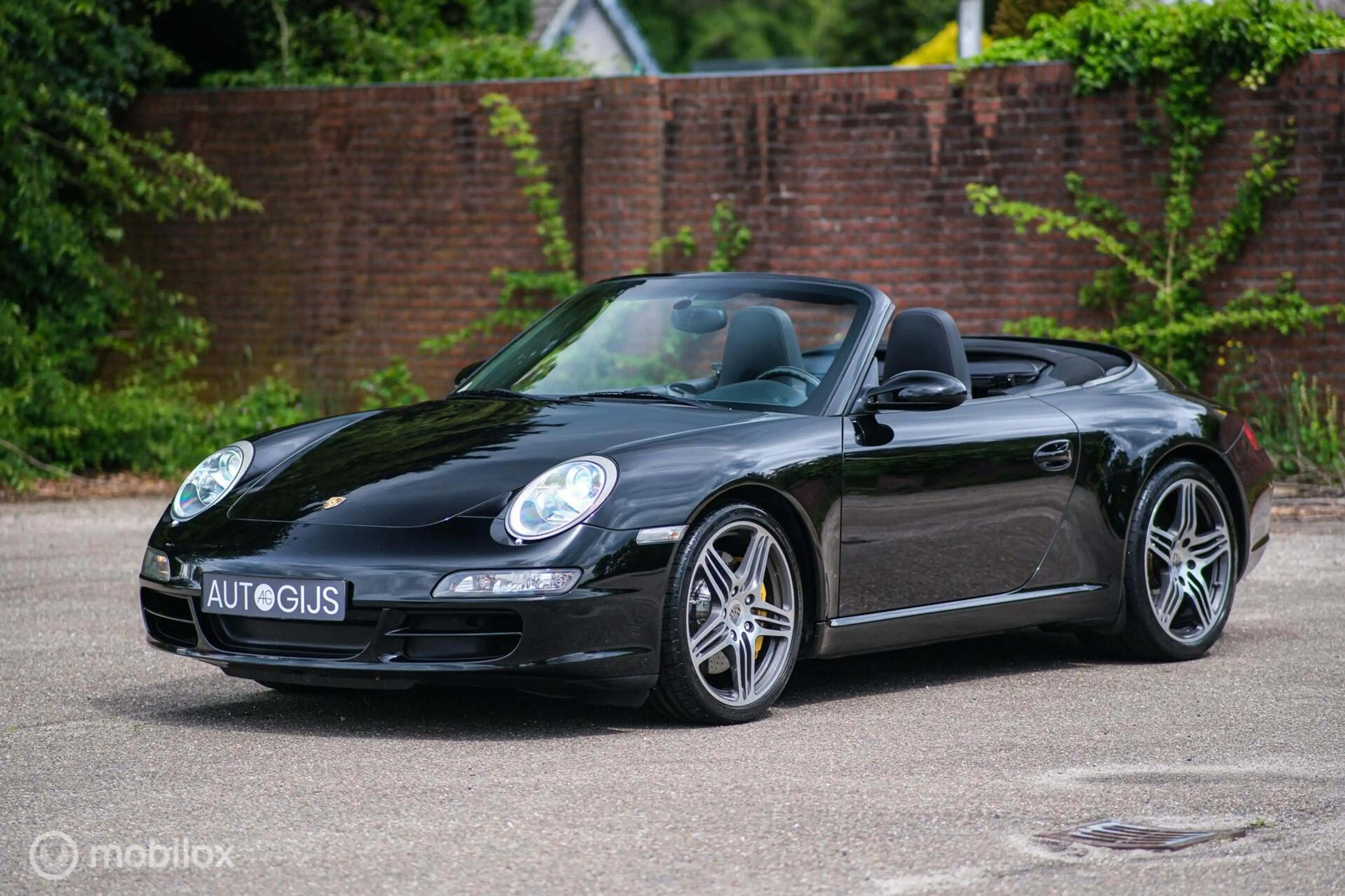 Porsche 997 Cabrio 3.8 Carrera S — photo 40