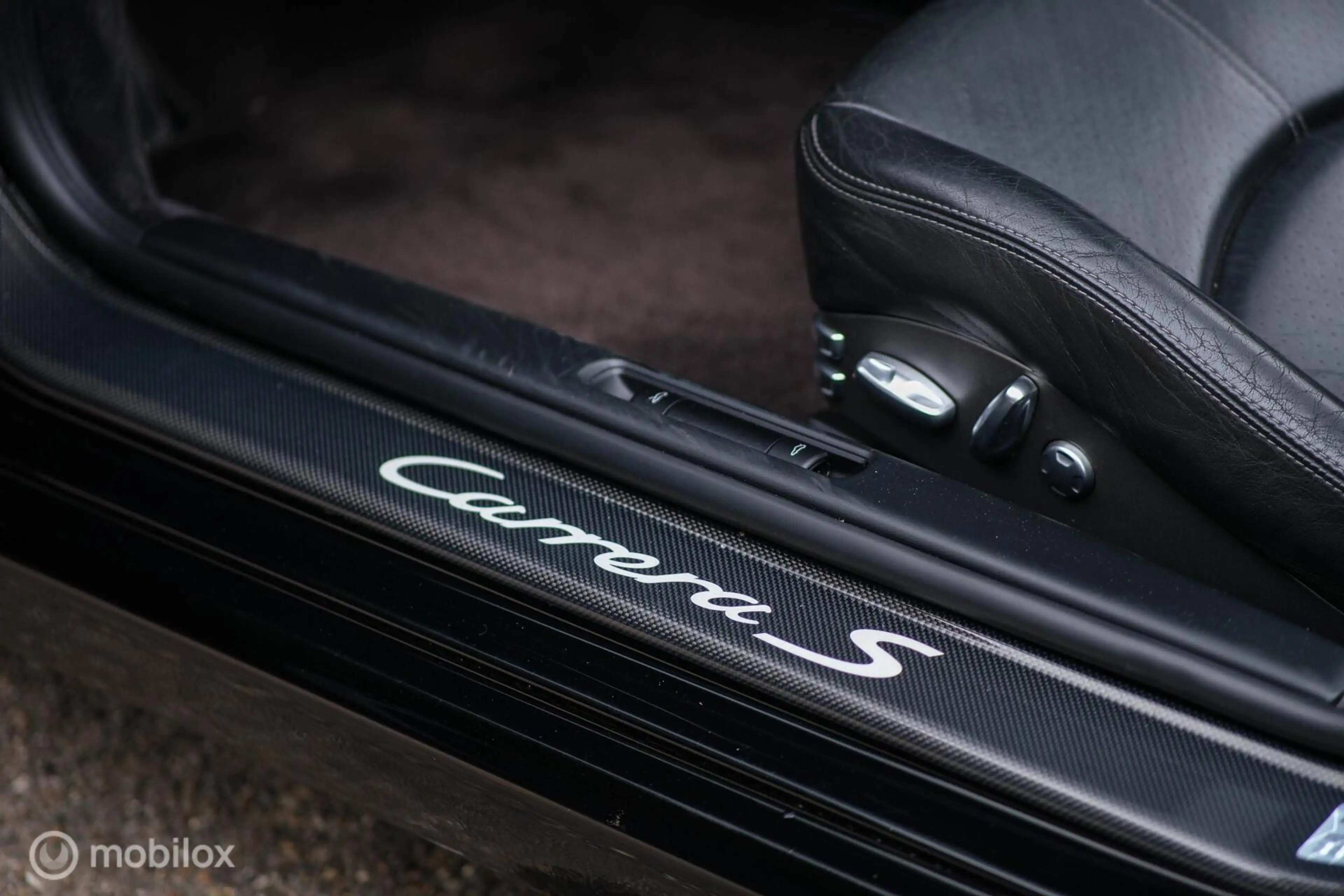 Porsche 997 Cabrio 3.8 Carrera S — photo 26