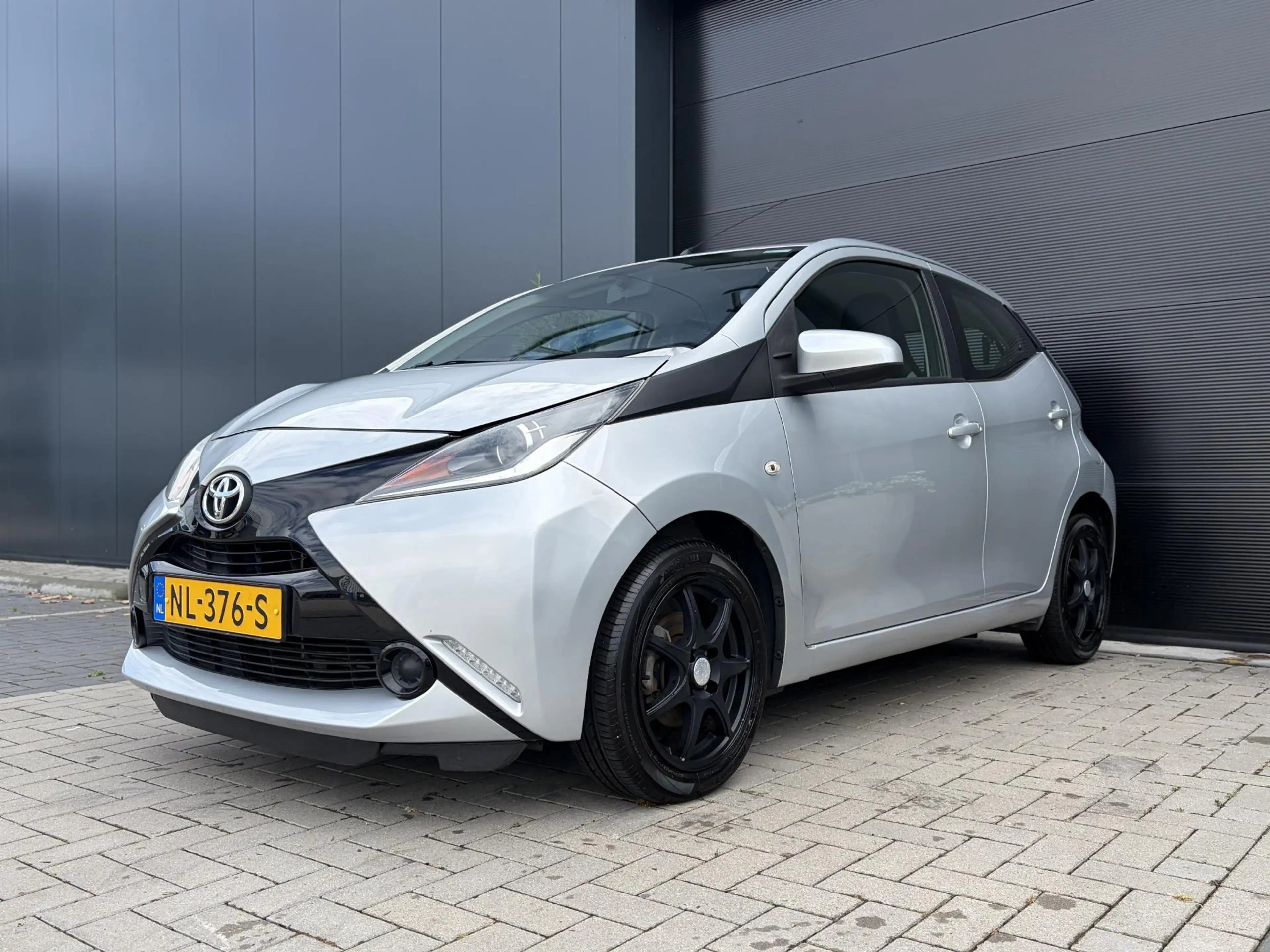 Toyota Aygo 1.0 VVT-i x-cite | Automaat | Airco | Camera | Dea — photo 7