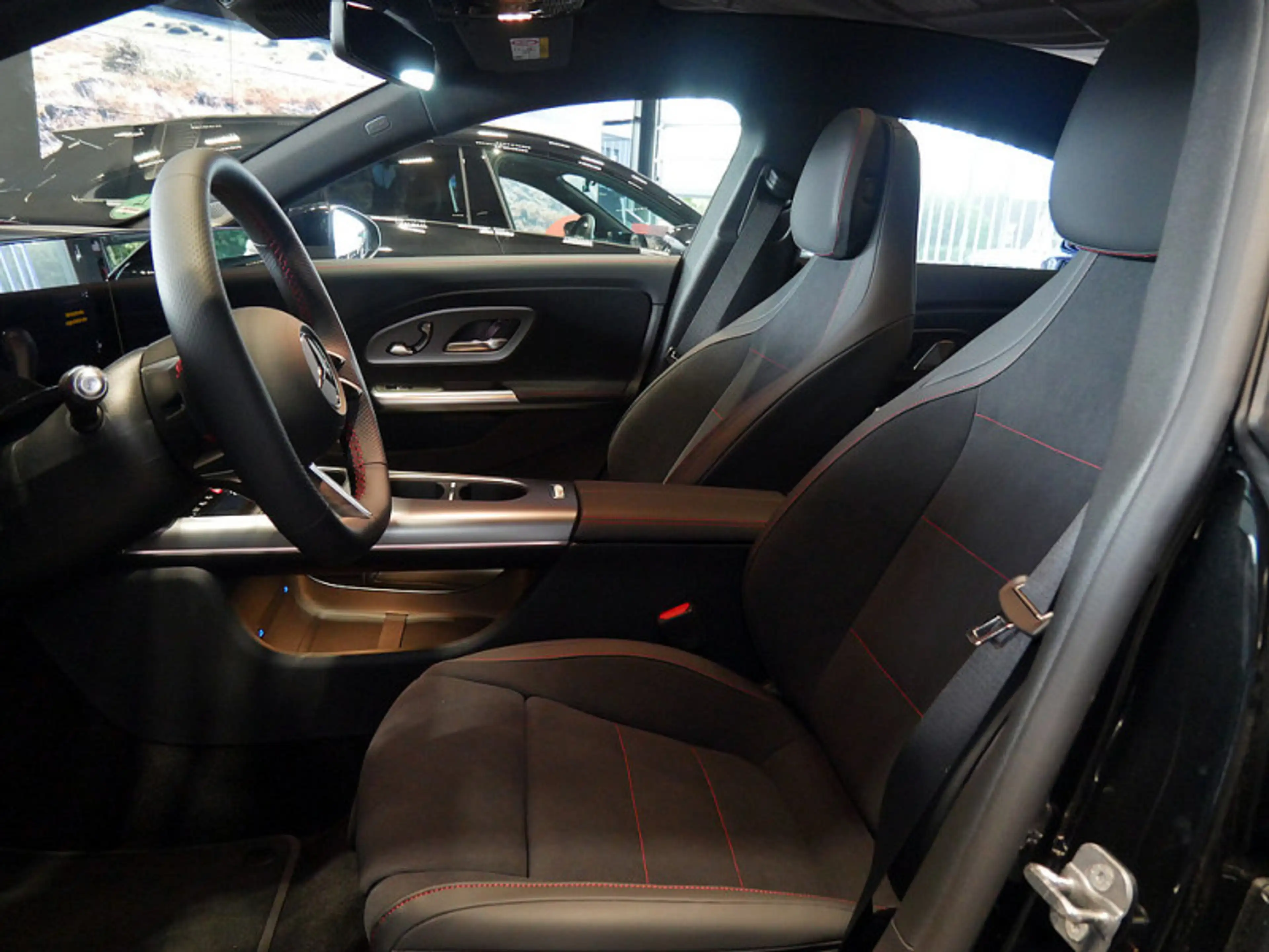 Mercedes-Benz CLA 200 AMG BURM NIGHT PREMIUM MEMO MULTI DISTR — photo 15