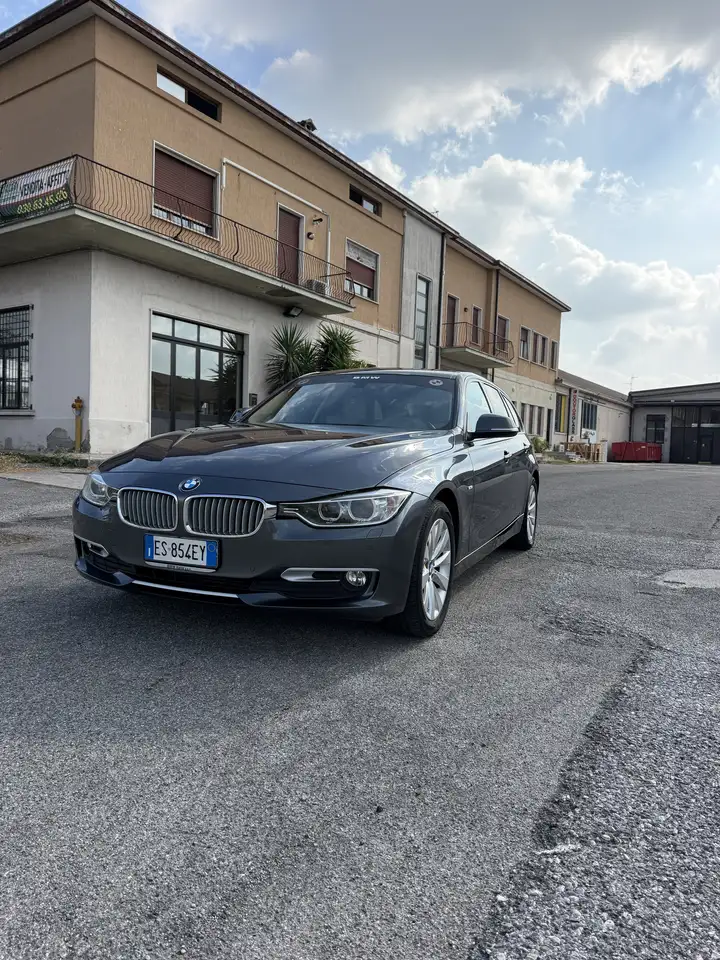 BMW 320