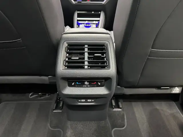 Volkswagen Tiguan view 30