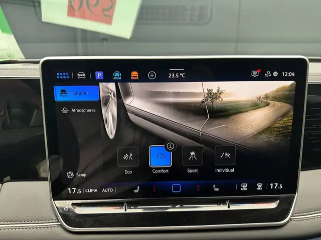 Volkswagen Tiguan view 23