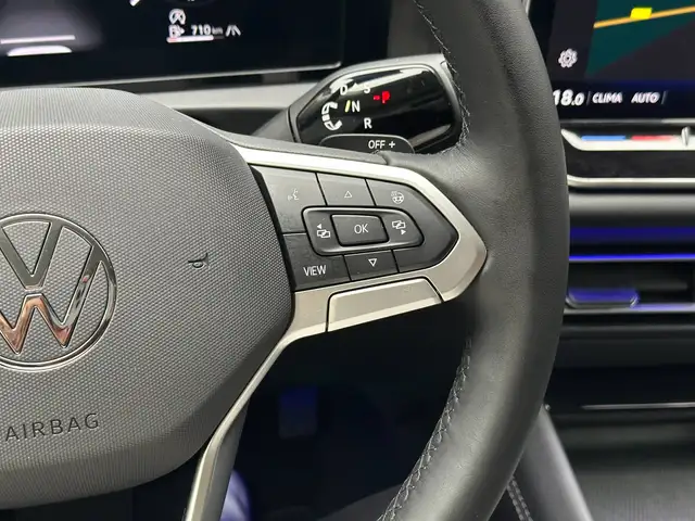 Volkswagen Tiguan view 19