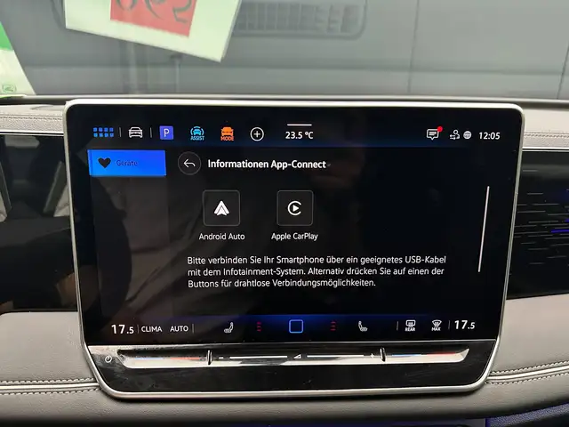 Volkswagen Tiguan view 27