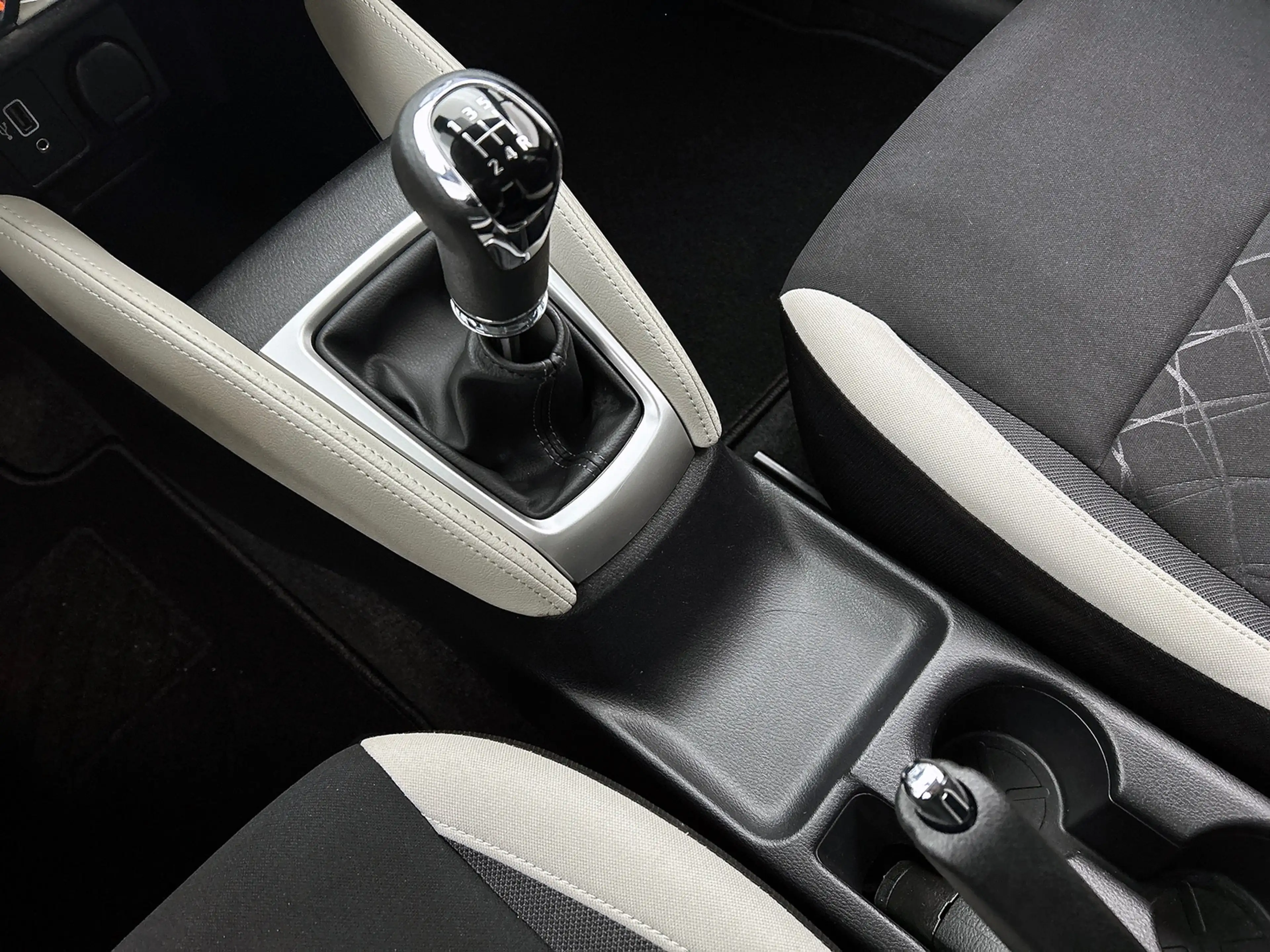 Nissan Micra 1.0 IG-T N-Design | Exterieur Pack Black | CONNECT — photo 14
