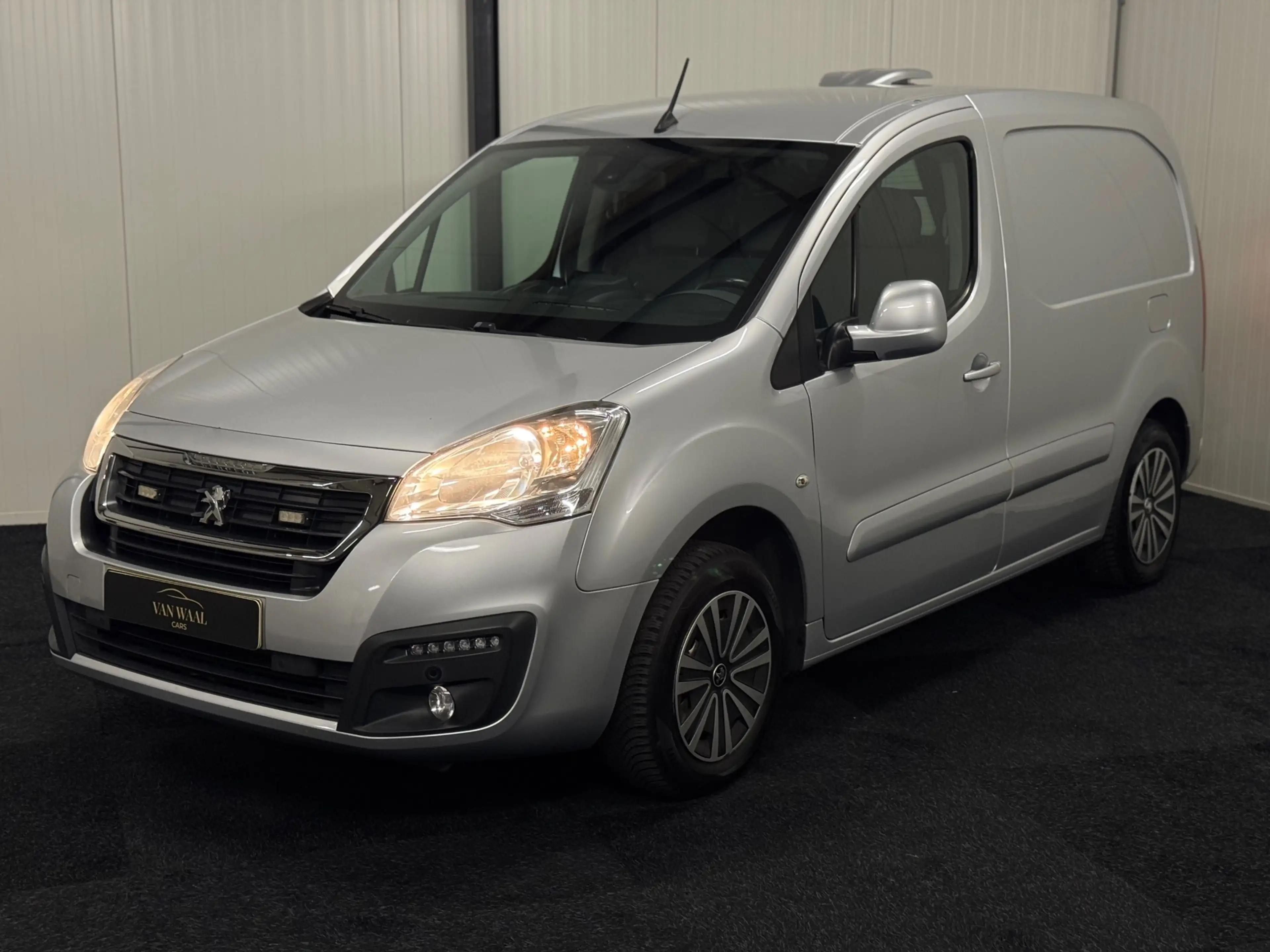 Peugeot Partner 120 1.6 BlueHDi 3P EURO6 AUTOMAAT|CARPLAY|CAMERA|R — photo 6