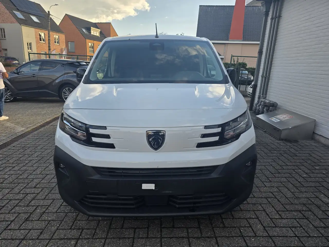 Peugeot Partner 1.5 BlueHDi EURO 6e-bi Lichte vrachtwagen — photo 1 of 15