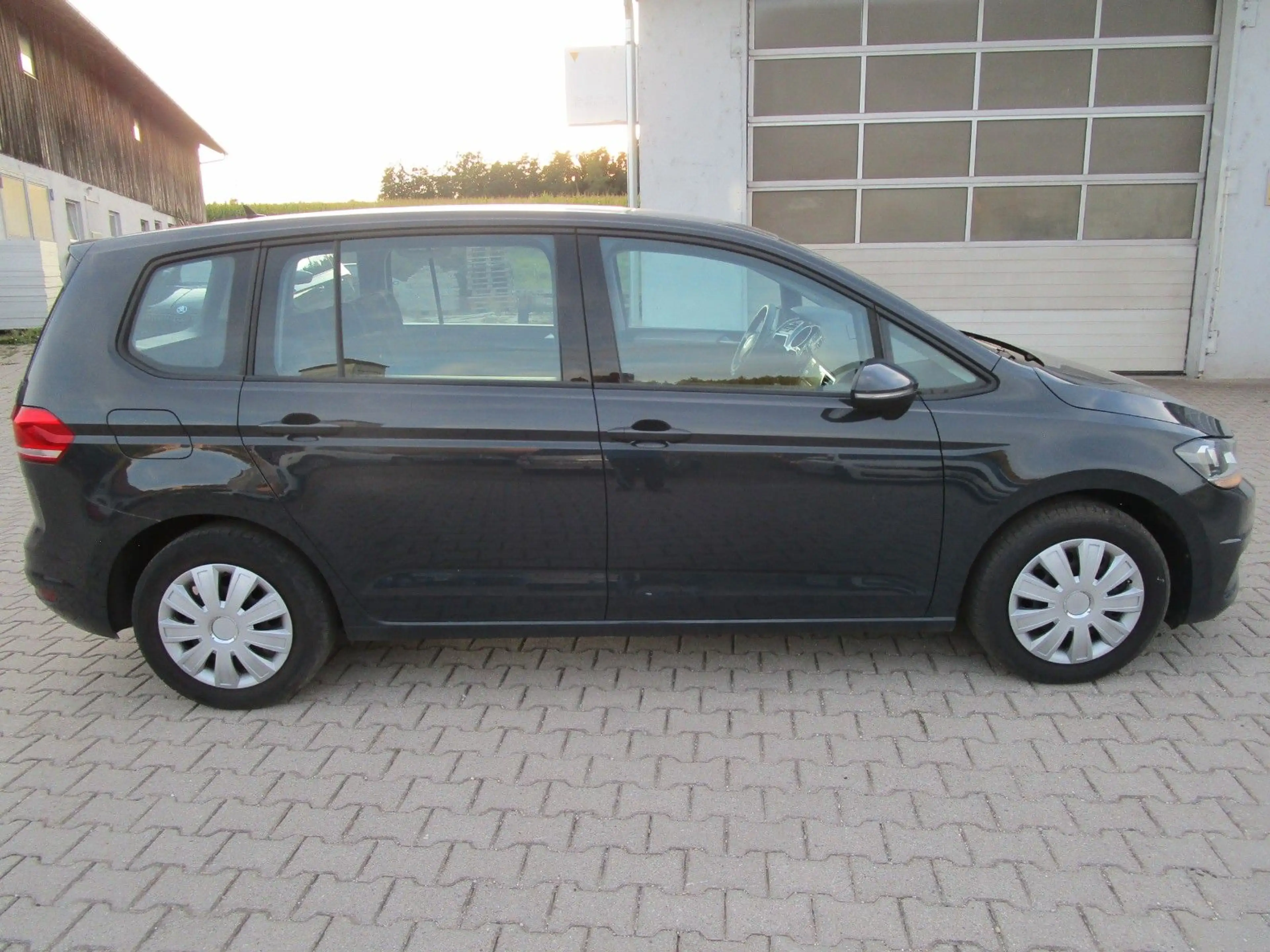 Volkswagen Touran Trendline BMT/Start-Stopp — photo 9