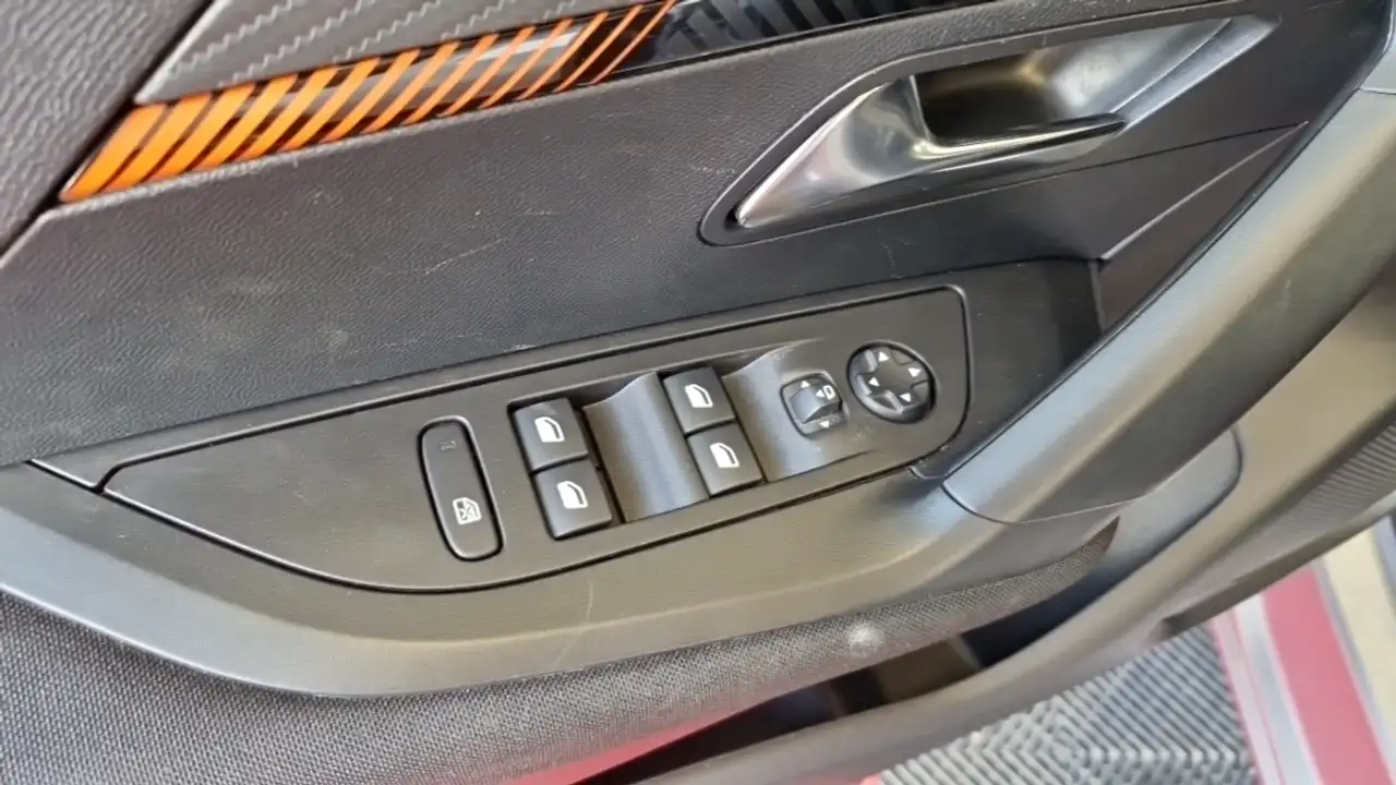 Peugeot 2008 2008 — photo 15