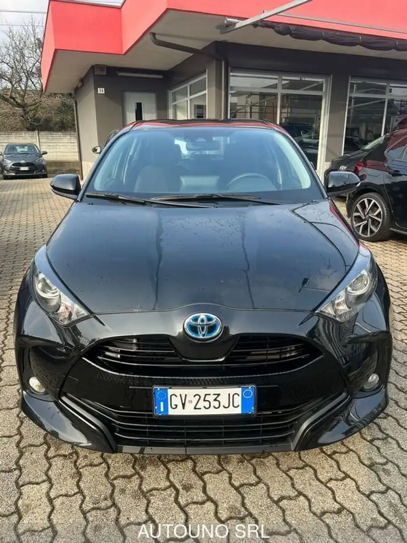 Toyota Yaris 1.5 Hybrid 5 porte Active Nero - 2