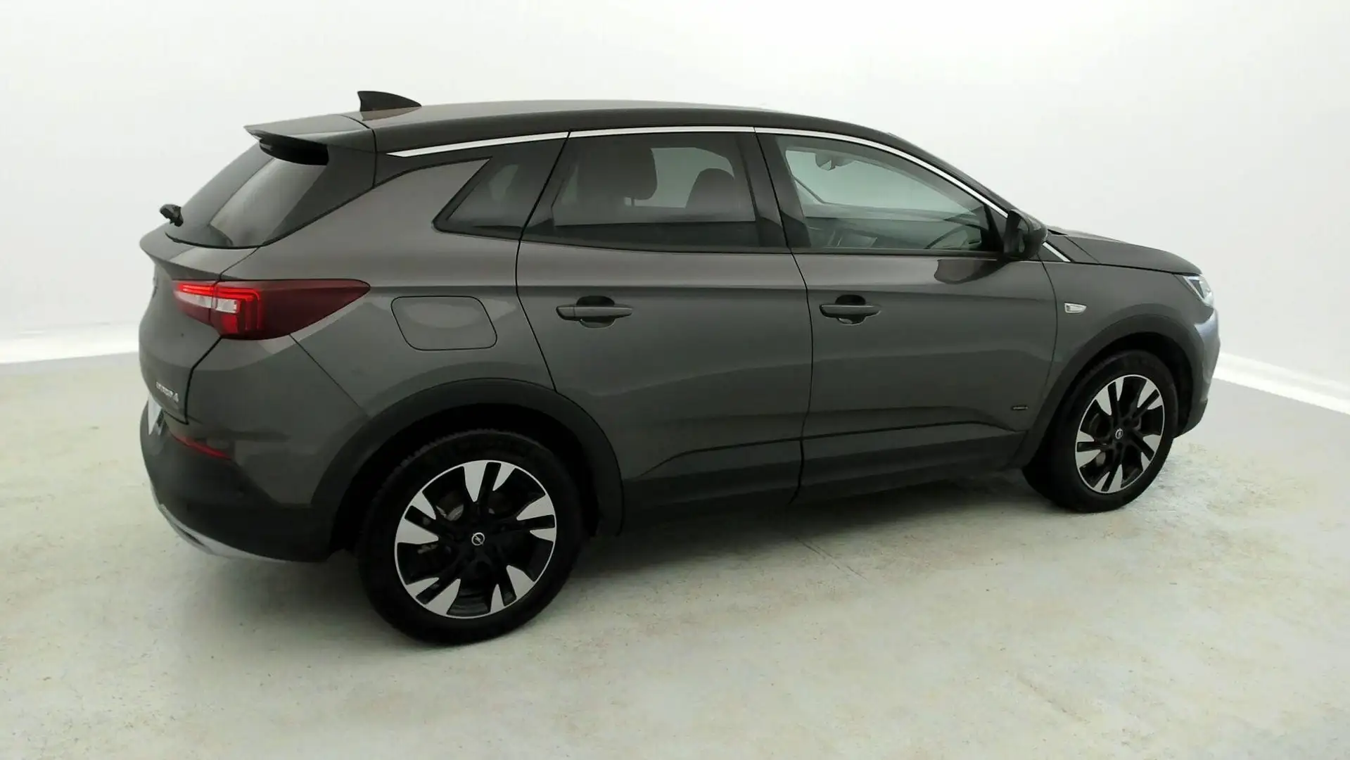 Opel Grandland X PHEV 1.6 Turbo Ultimate AT8 4x4 Zilver - 2