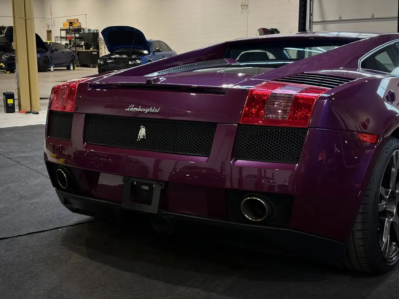 Lamborghini Gallardo снимка Lamborghini Gallardo