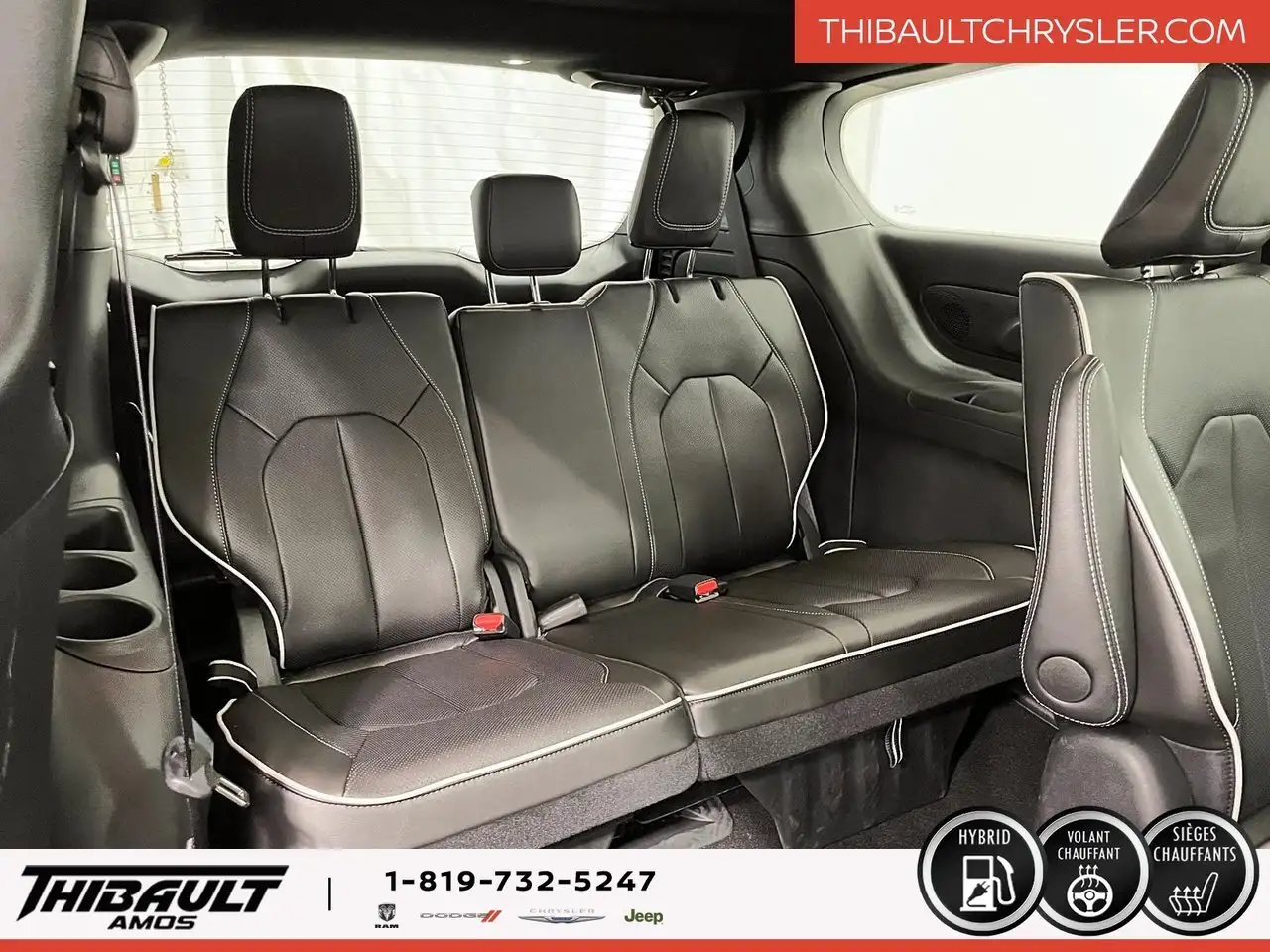 Chrysler Pacifica photo Chrysler Pacifica