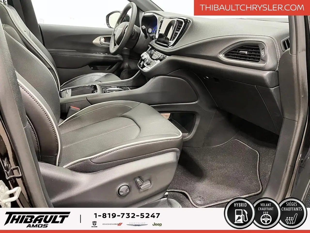 Chrysler Pacifica photo Chrysler Pacifica