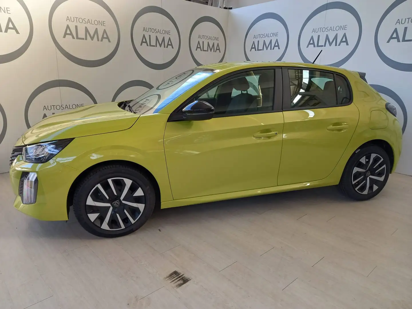 Peugeot 208 PureTech 75 Stop&Start 5 porte Style Geel - 2