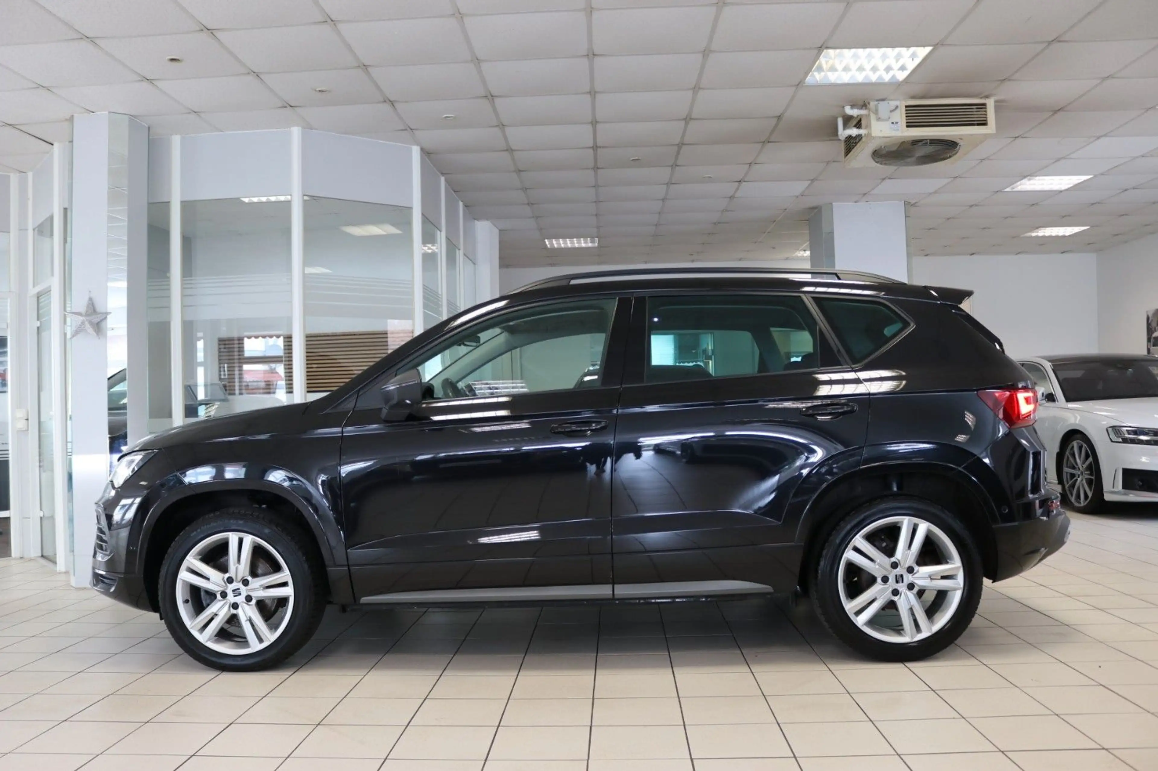 SEAT Ateca FR Kamera Memory STHZ AHK Pano DAB+ — photo 8