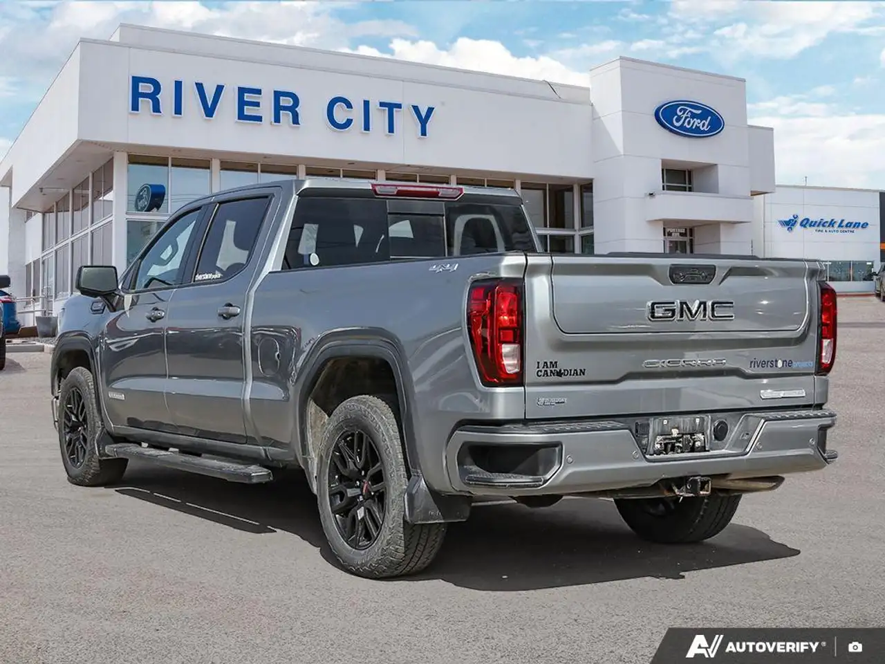 GMC Sierra 1500 fotografie GMC Sierra 1500