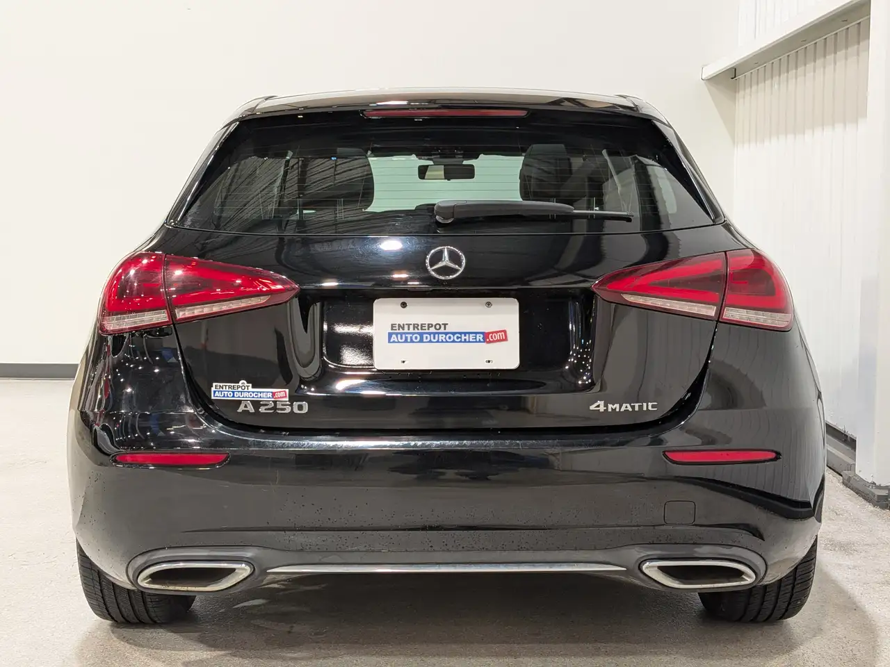 Mercedes-Benz A-Class снимка Mercedes-Benz A-Class
