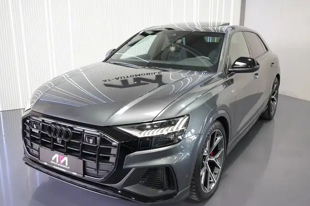 Audi Q8 55 TFSI e quattro 3xS-Line Ansicht 4