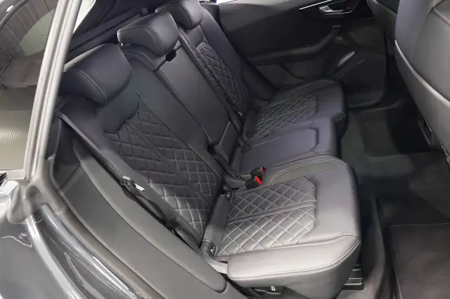 Audi Q8 55 TFSI e quattro 3xS-Line Ansicht 25