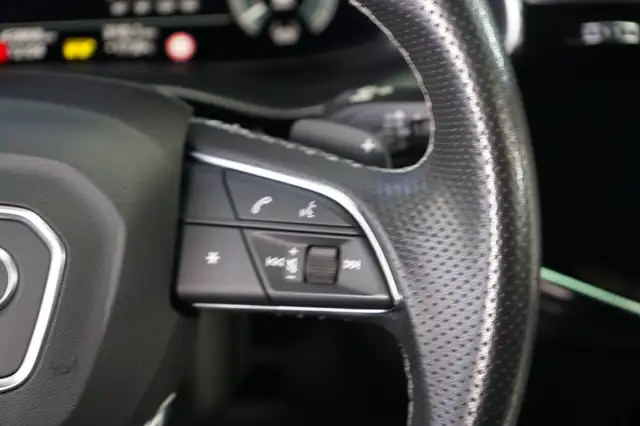 Audi Q8 55 TFSI e quattro 3xS-Line Ansicht 33