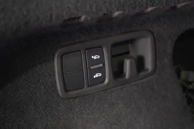 Audi Q8 55 TFSI e quattro 3xS-Line Ansicht 24