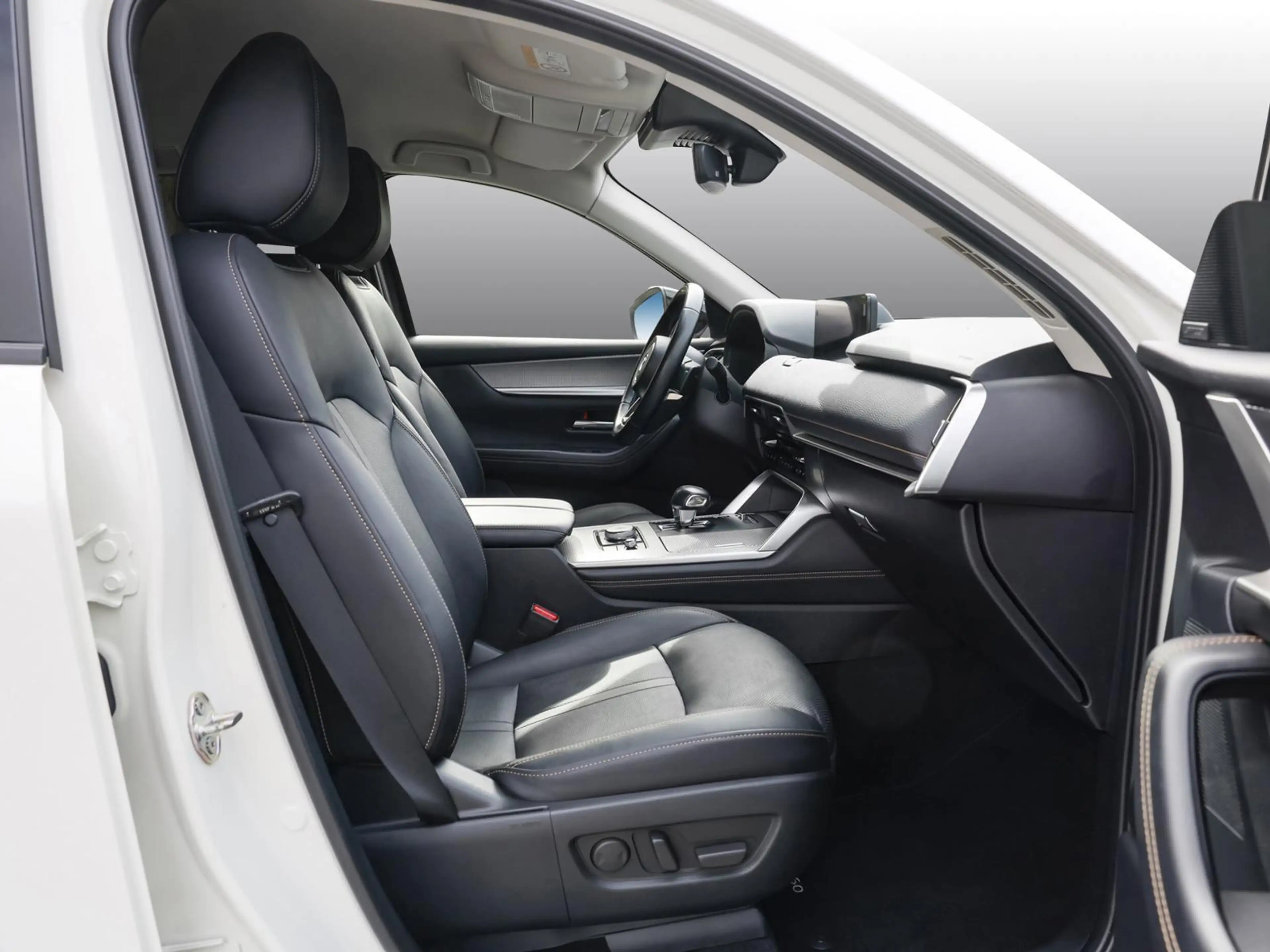 Mazda CX-60 2.5 SKYACTIV-G Homura Plug-In Hybrid LEDER — photo 3