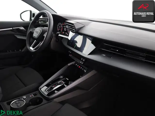 Audi A3 view 9