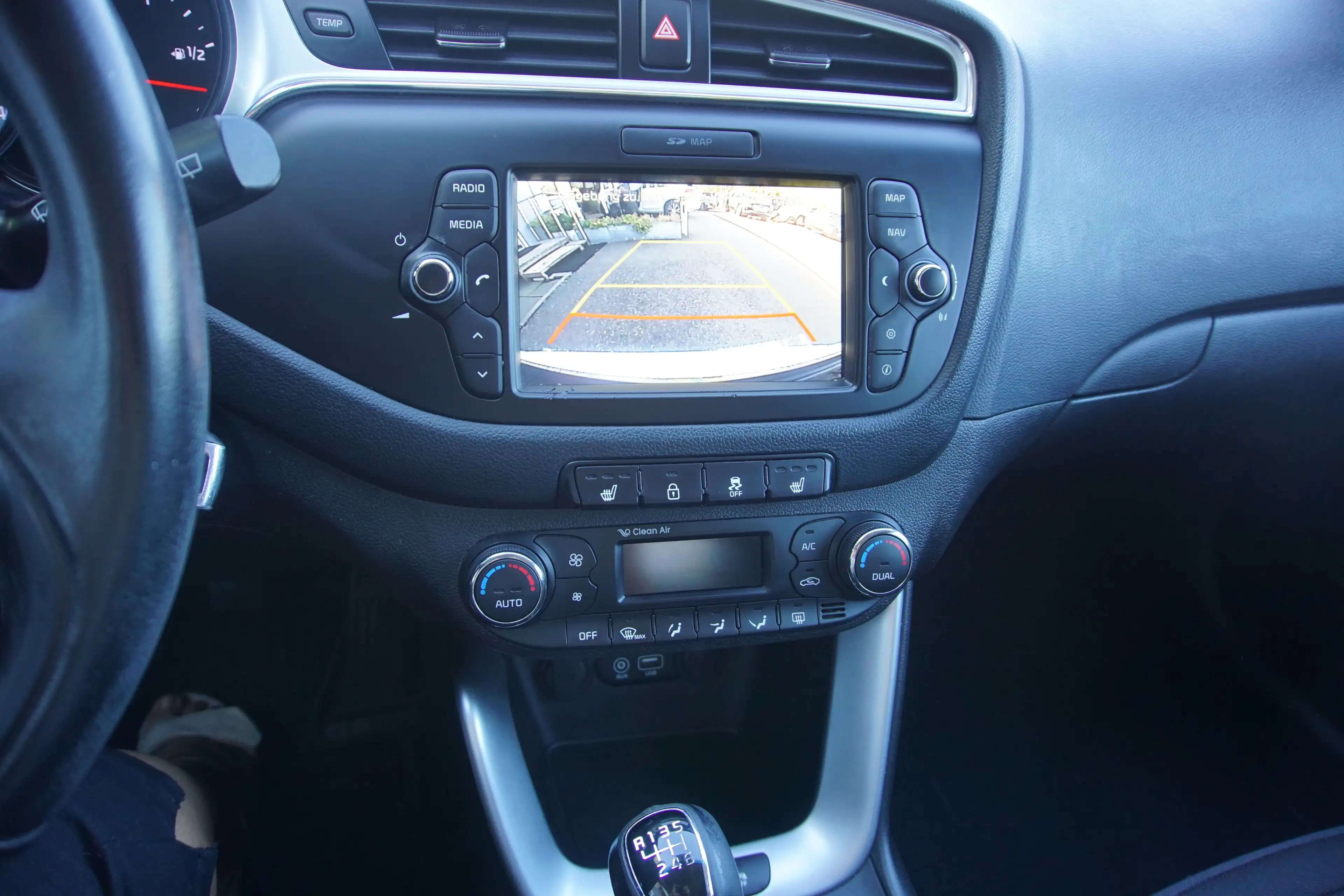 Kia Ceed SW / cee'd SW Attract — photo 10