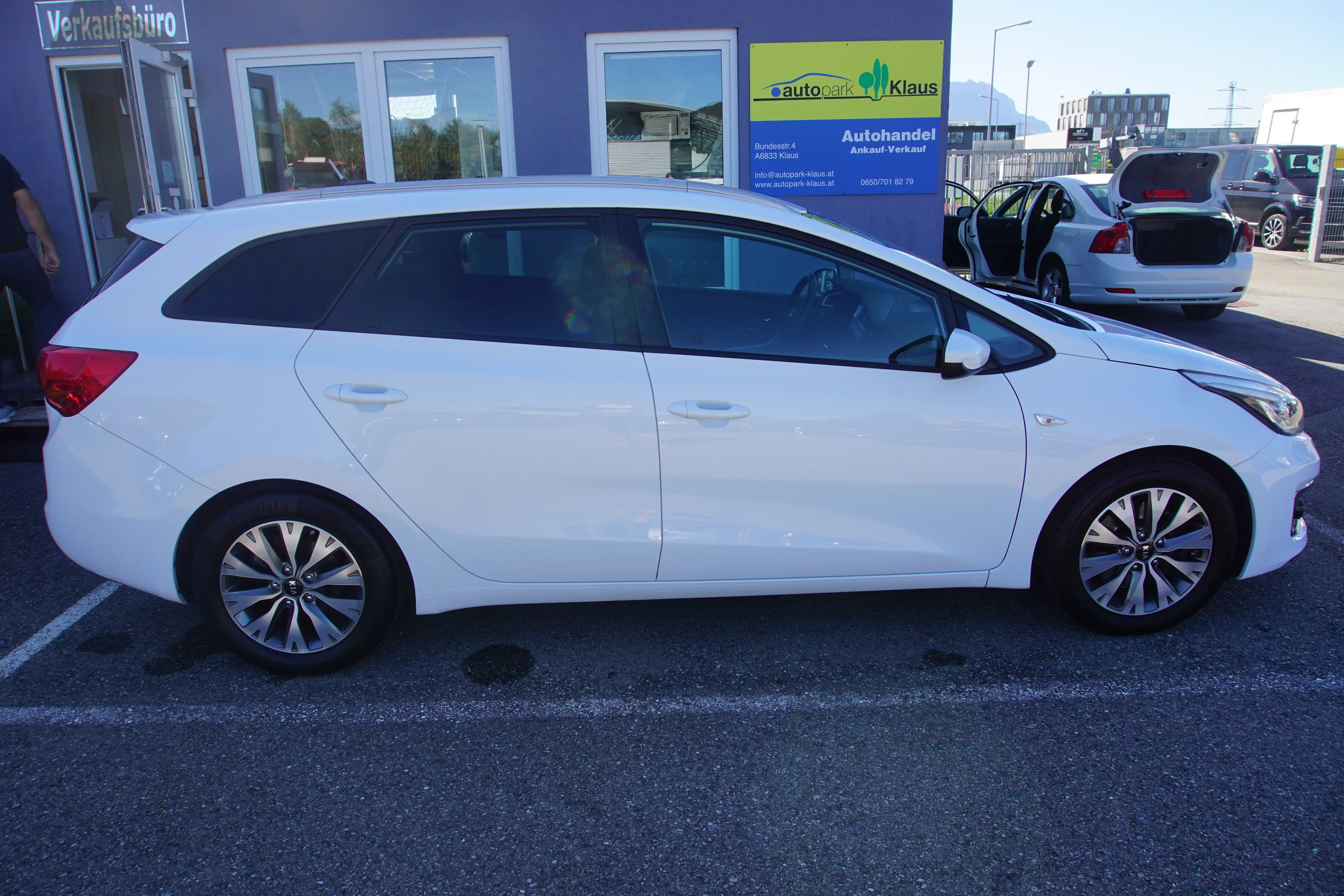 Kia Ceed SW / cee'd SW Attract — photo 7