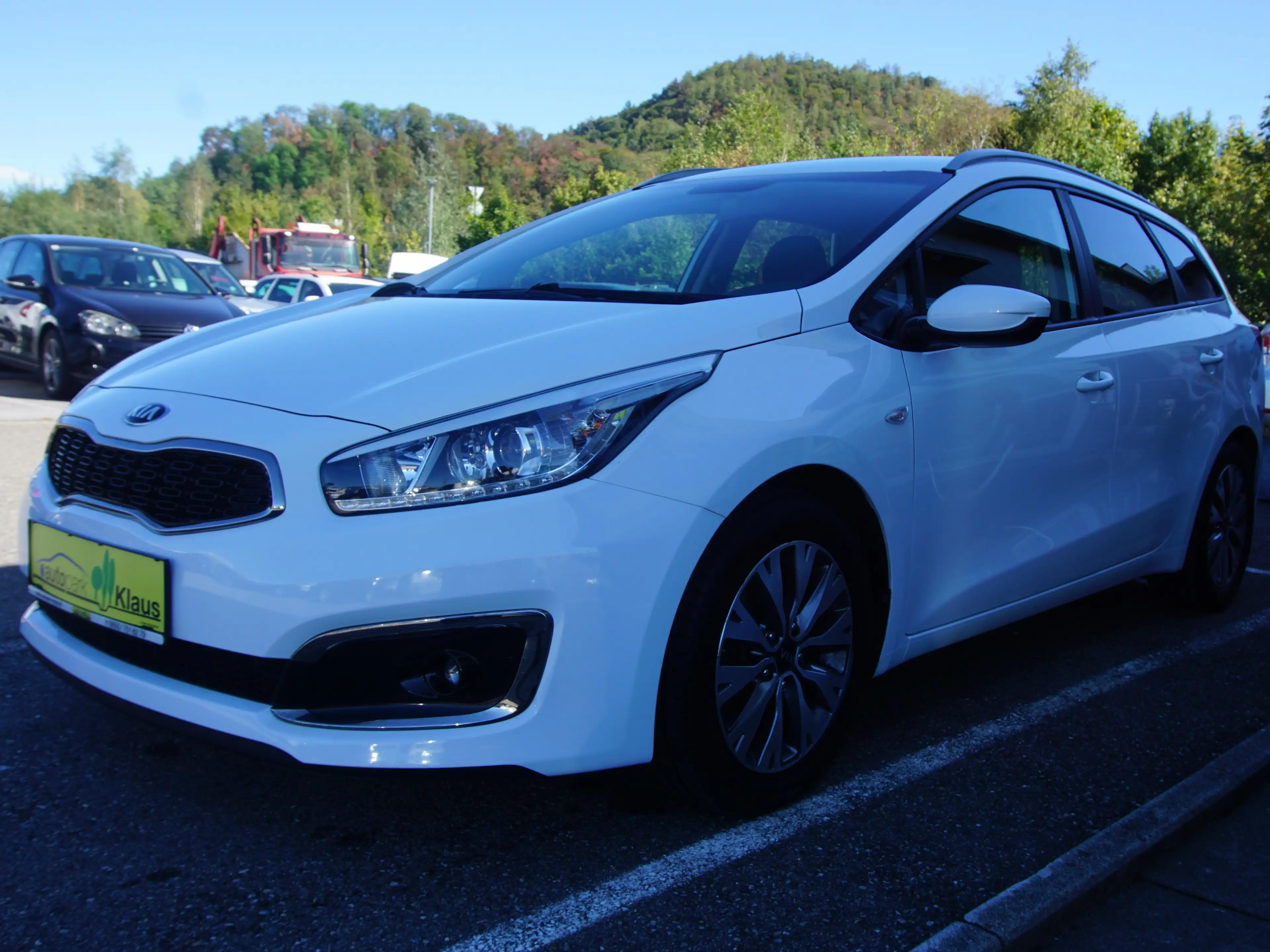 Kia Ceed SW / cee'd SW Attract — photo 3