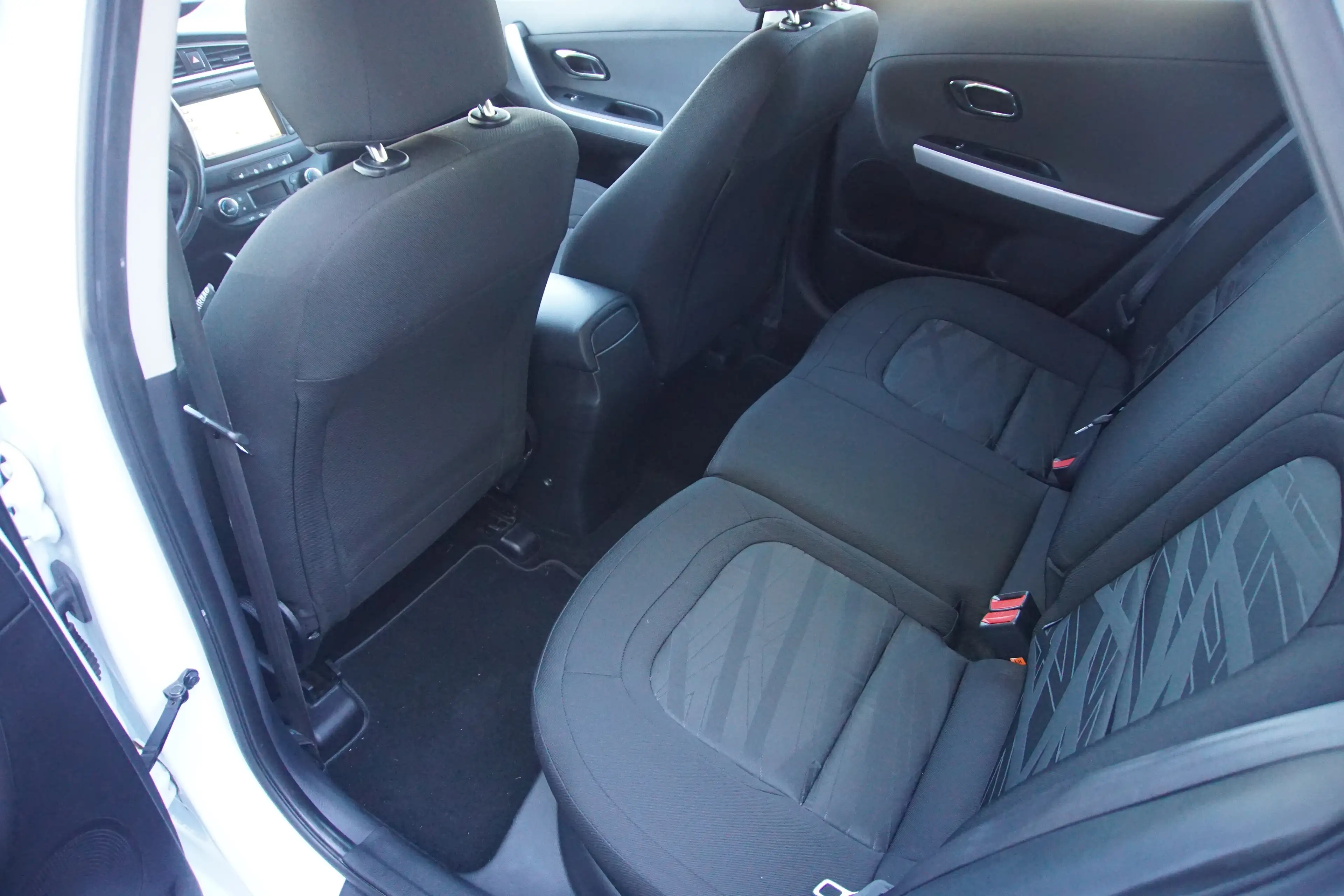 Kia Ceed SW / cee'd SW Attract — photo 13