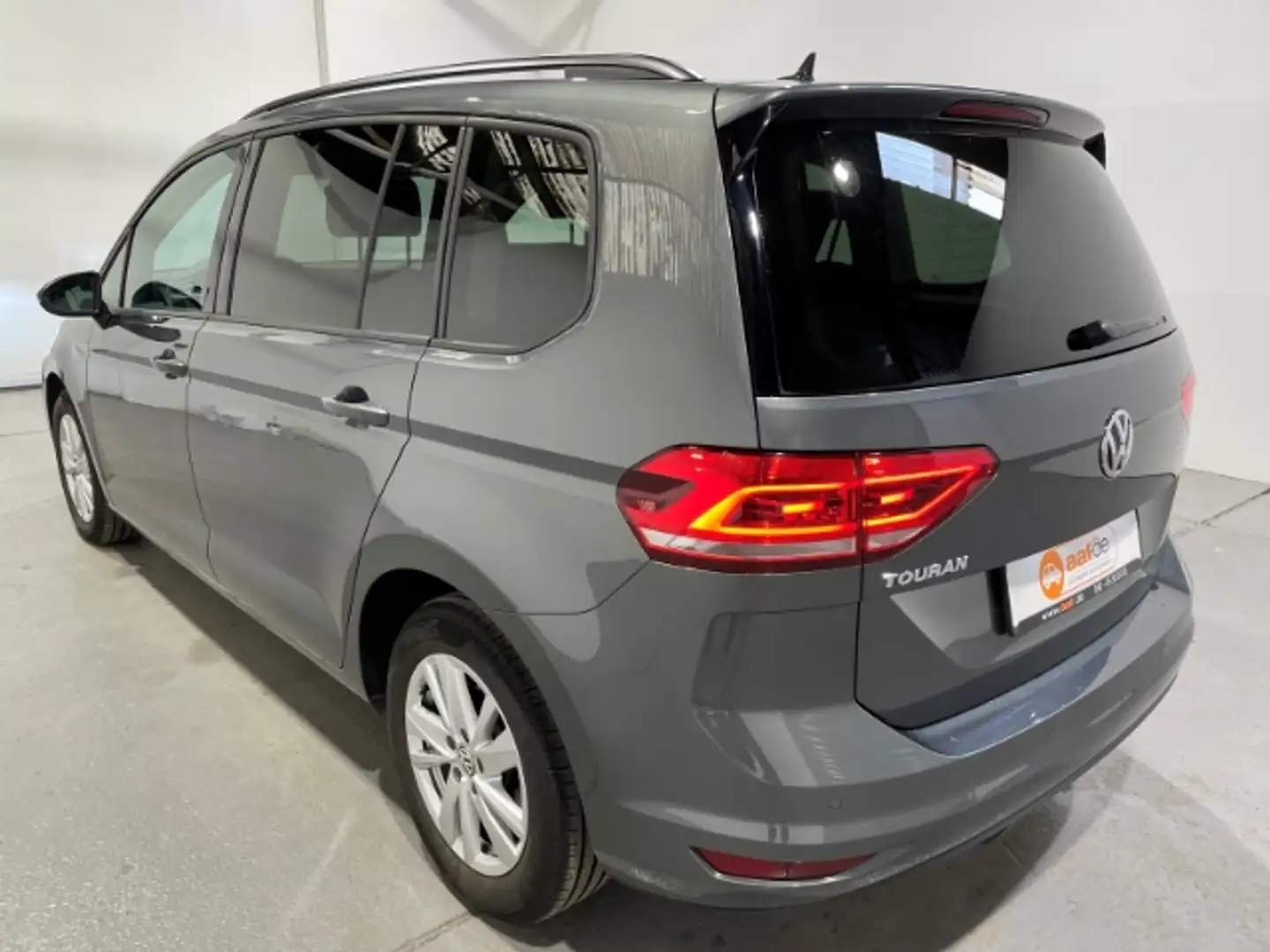 Volkswagen Touran 1.5 TSI DSG Comfortline EU6d-T ACC LED Navi Pano Grau - 2
