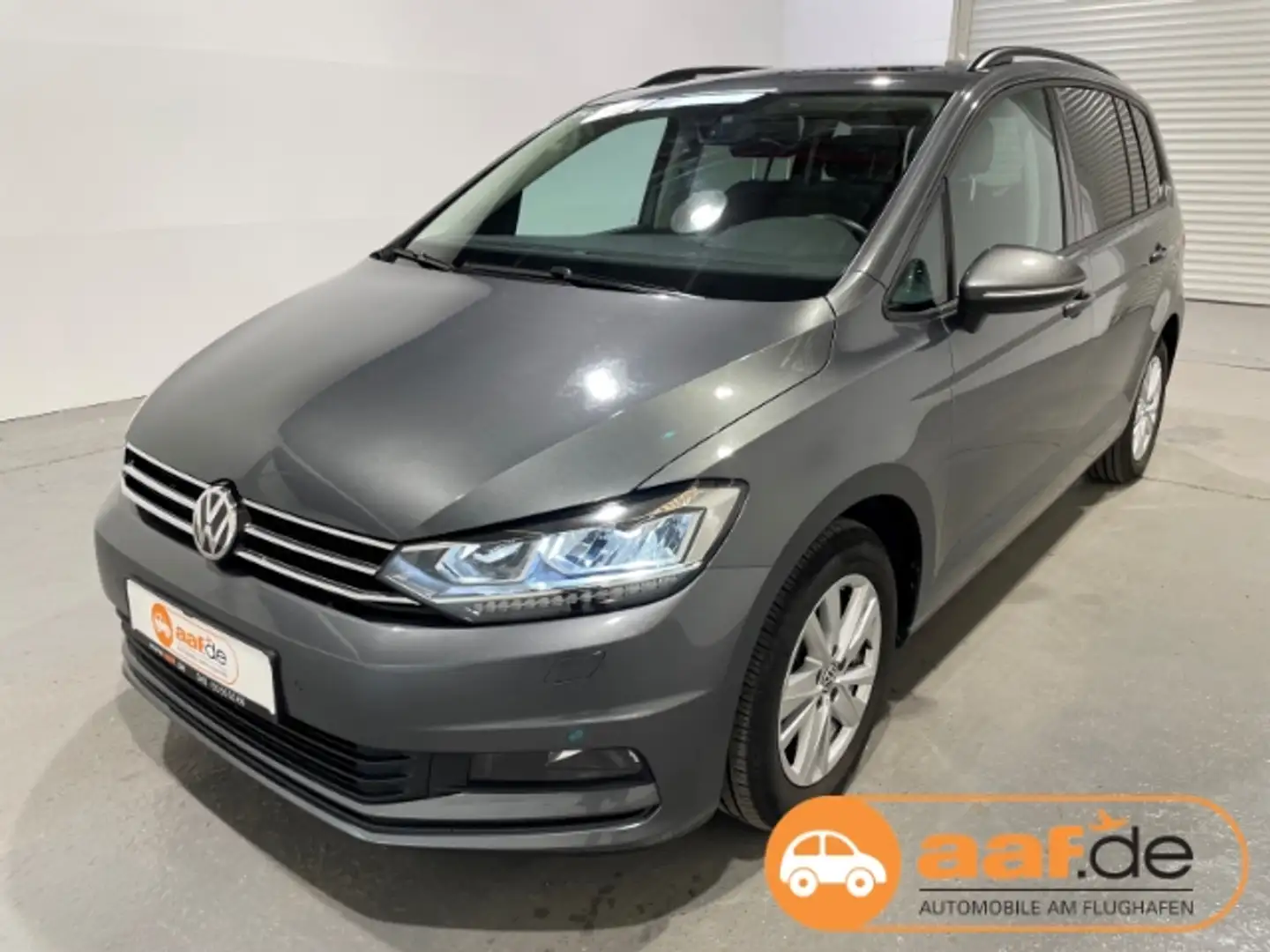 Volkswagen Touran 1.5 TSI DSG Comfortline EU6d-T ACC LED Navi Pano Grau - 1