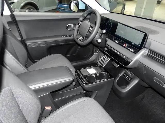 Hyundai IONIQ 5 view 4